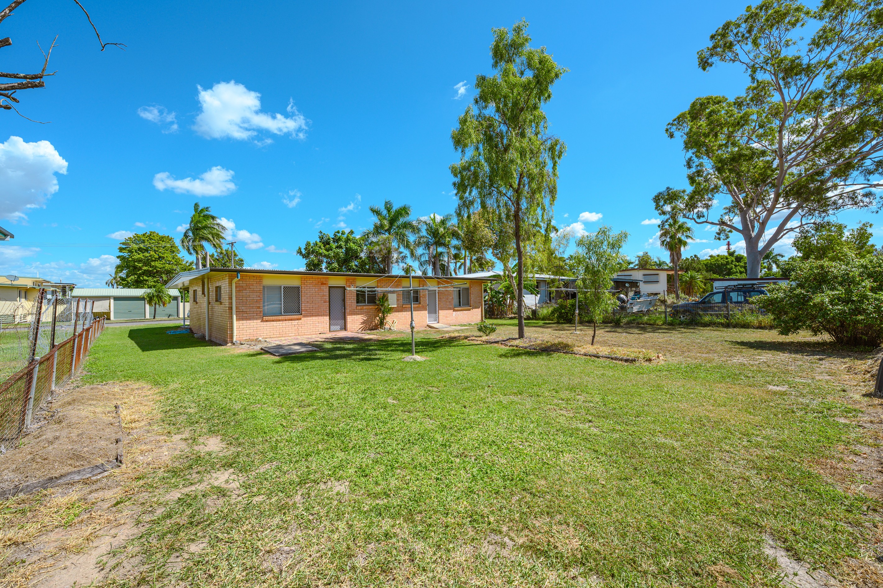 1/6 Dalton Avenue, Park Avenue, QLD 4701
