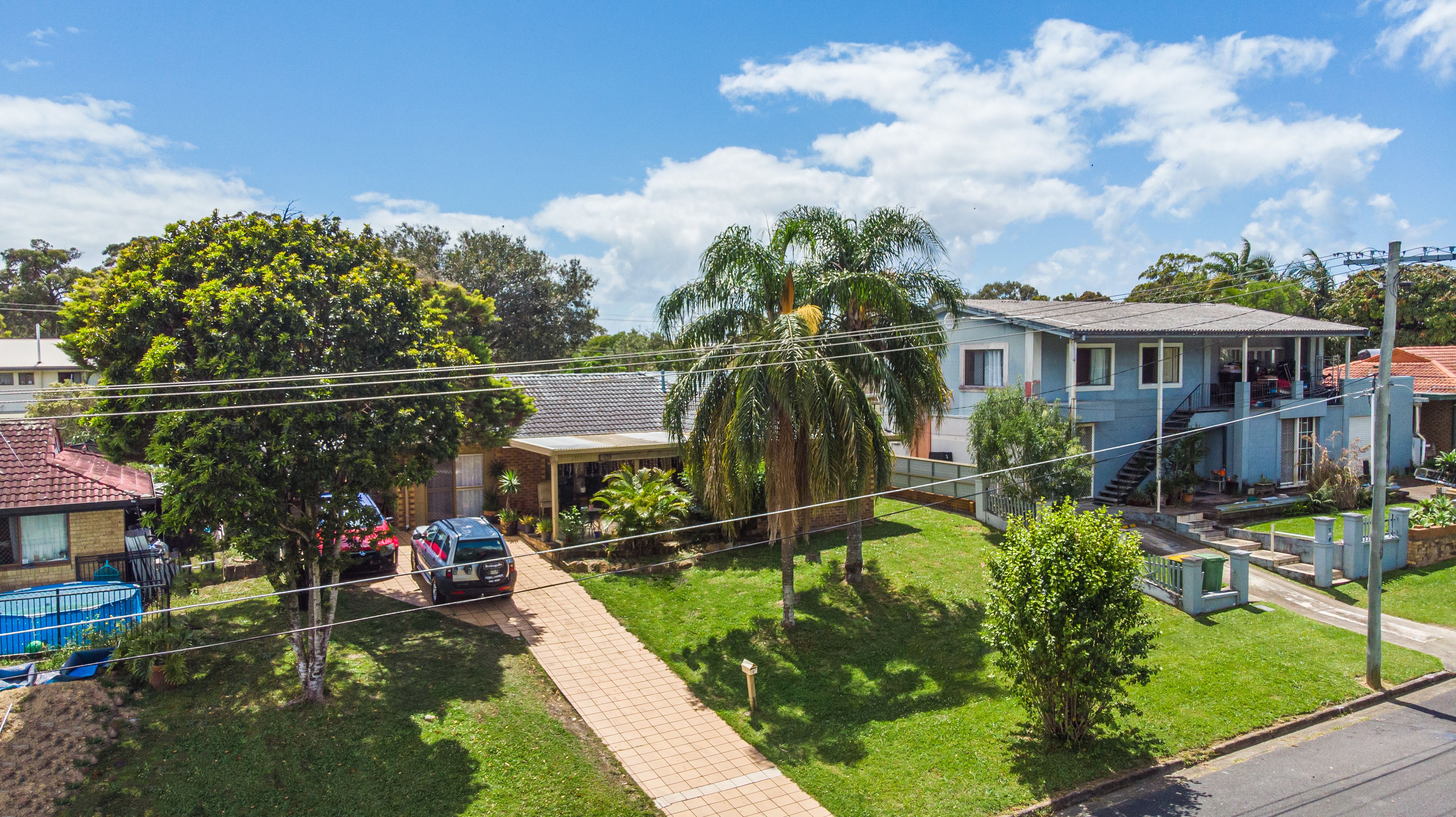 9 Woomera Crescent, Southport, QLD 4215