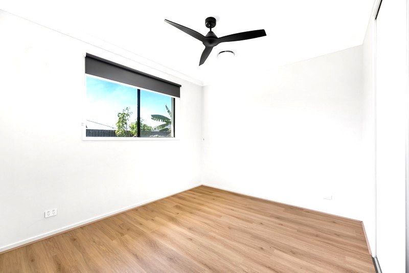 WHY BUILD WHEN YOU CAN HAVE THIS NEARLY NEW BUILD HOME! — photo 9 of 17