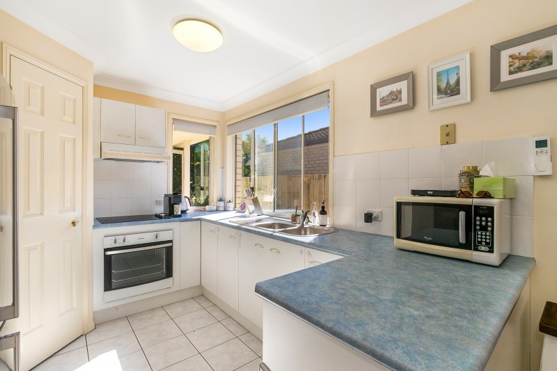 19 Chapman Place, Oxley, QLD 4075