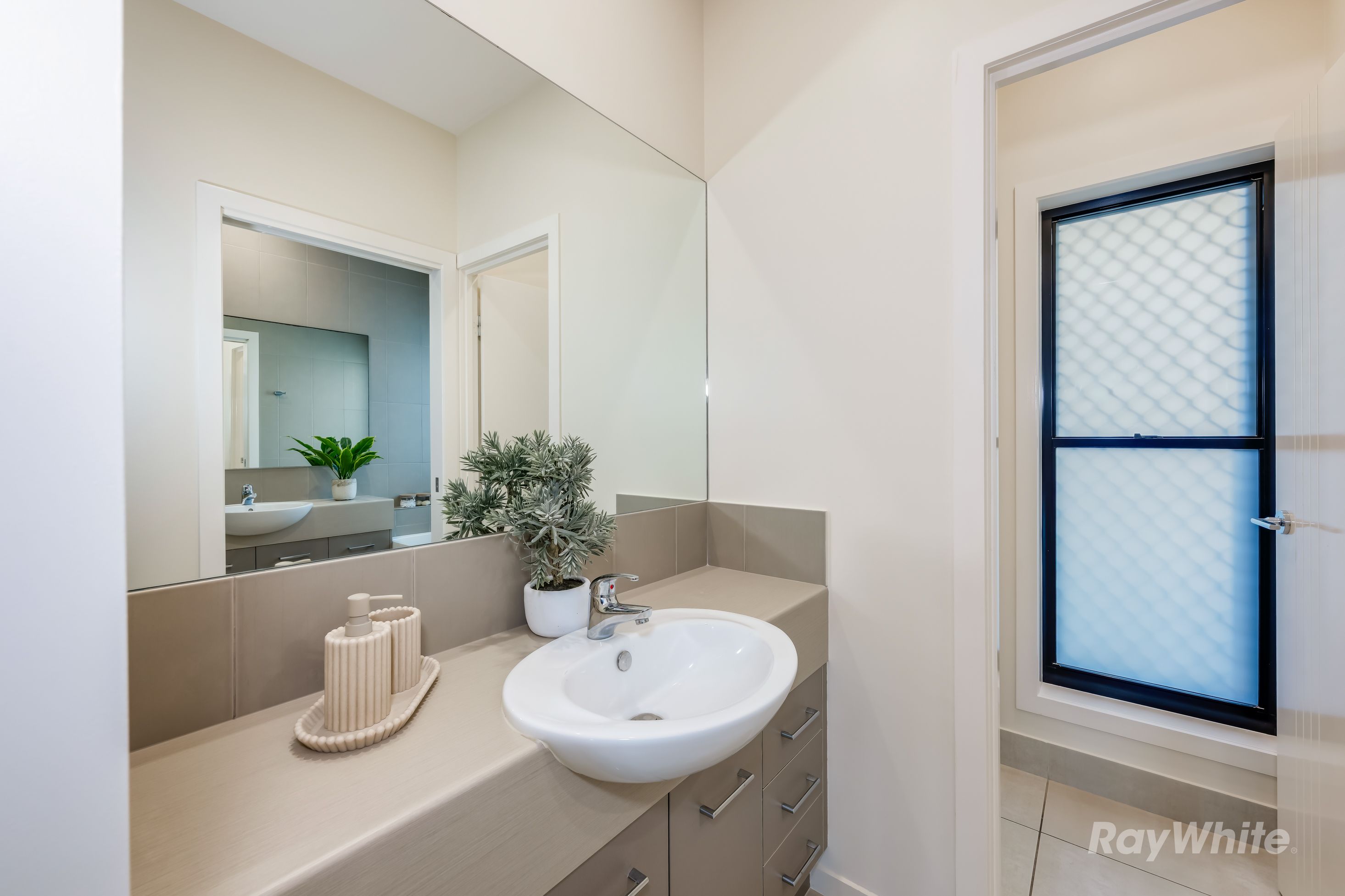 7 Altivole Drive — photo 15 of 30