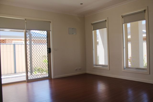 2/67 Glen Street, Glenroy, VIC 3046