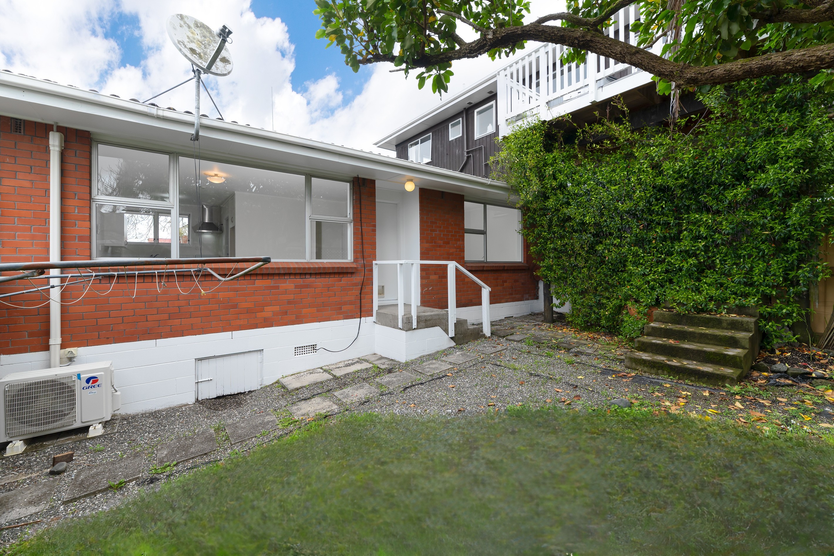 2/68 Ruawai Road, Mount Wellington, Auckland City