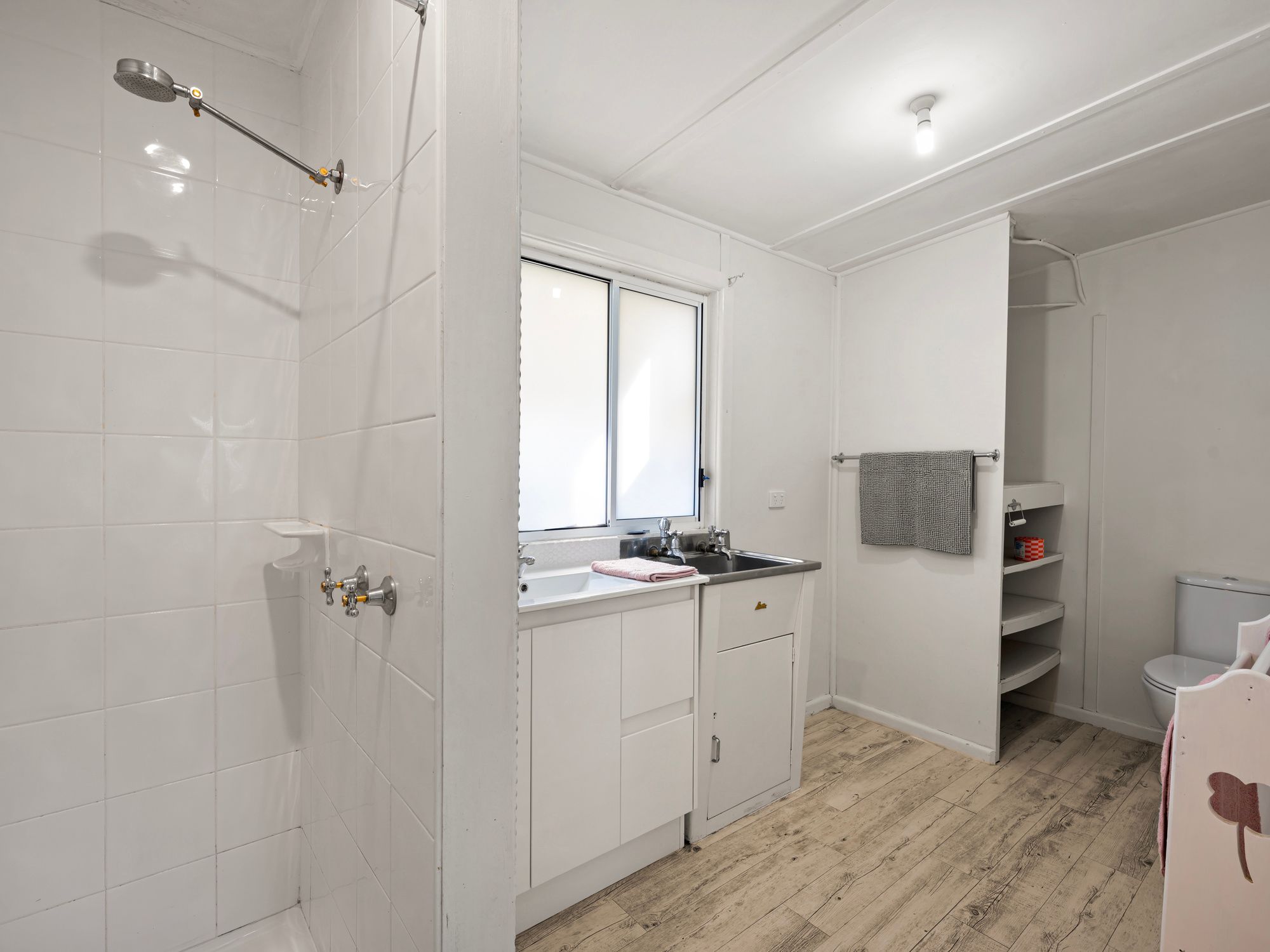 2 Duffy Street — photo 11 of 14