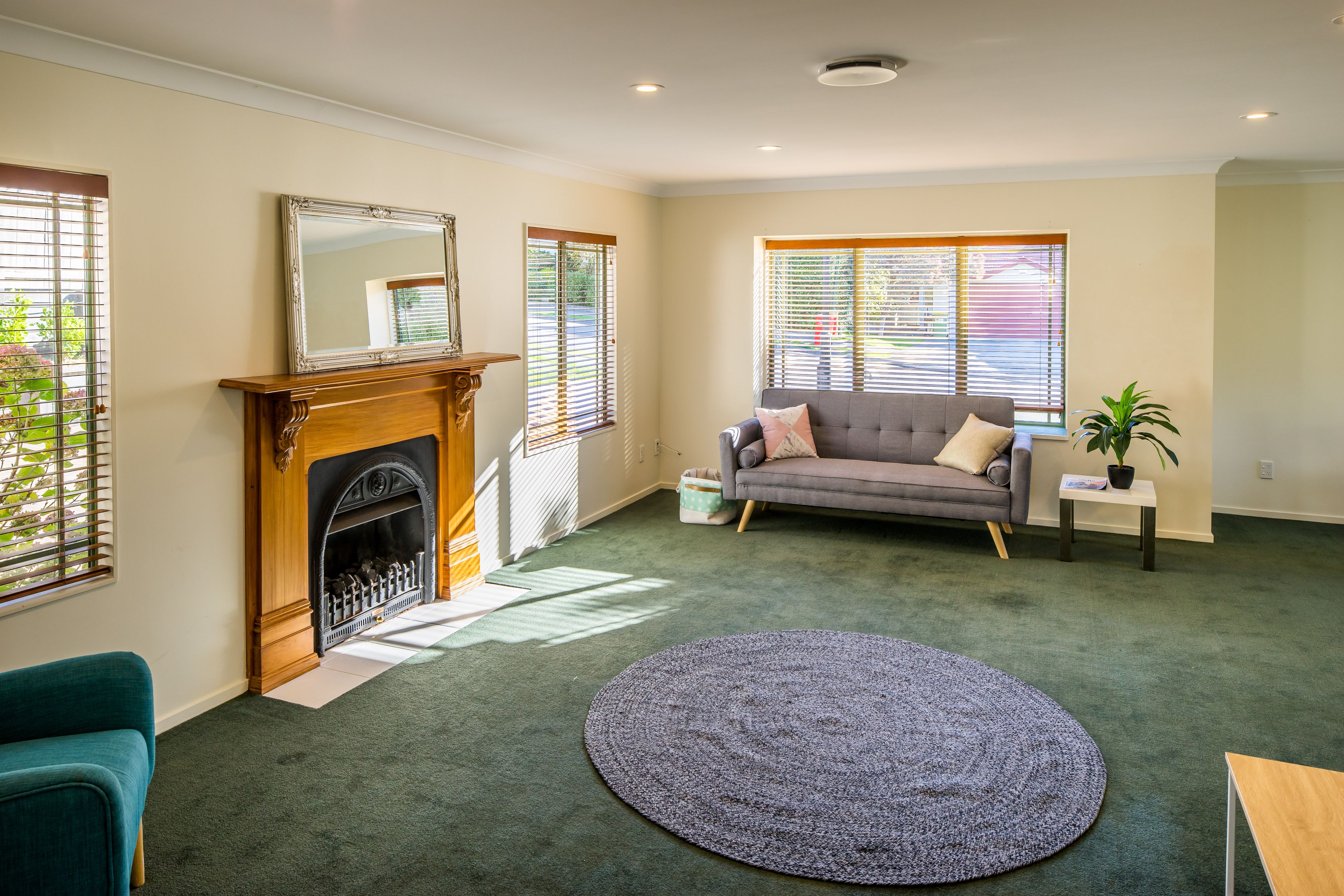 8 Lanyon Place, Whitby, Porirua City