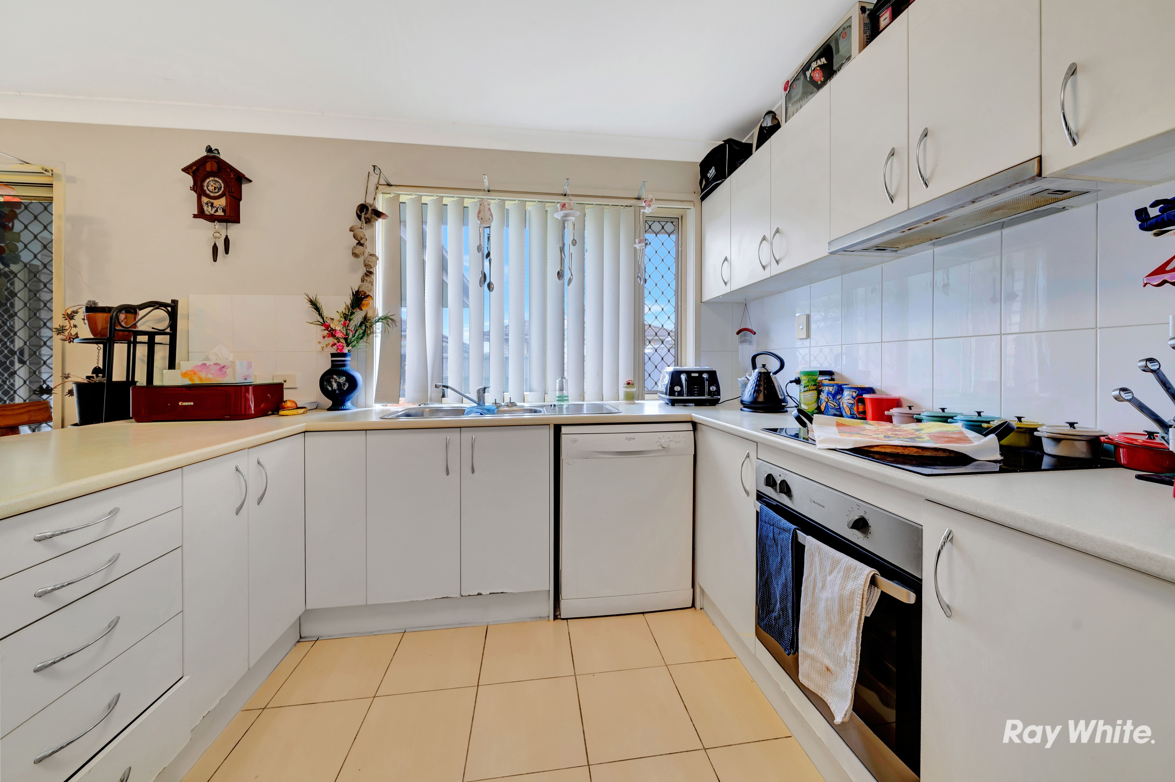 10 Davison Court, Marsden, QLD 4132