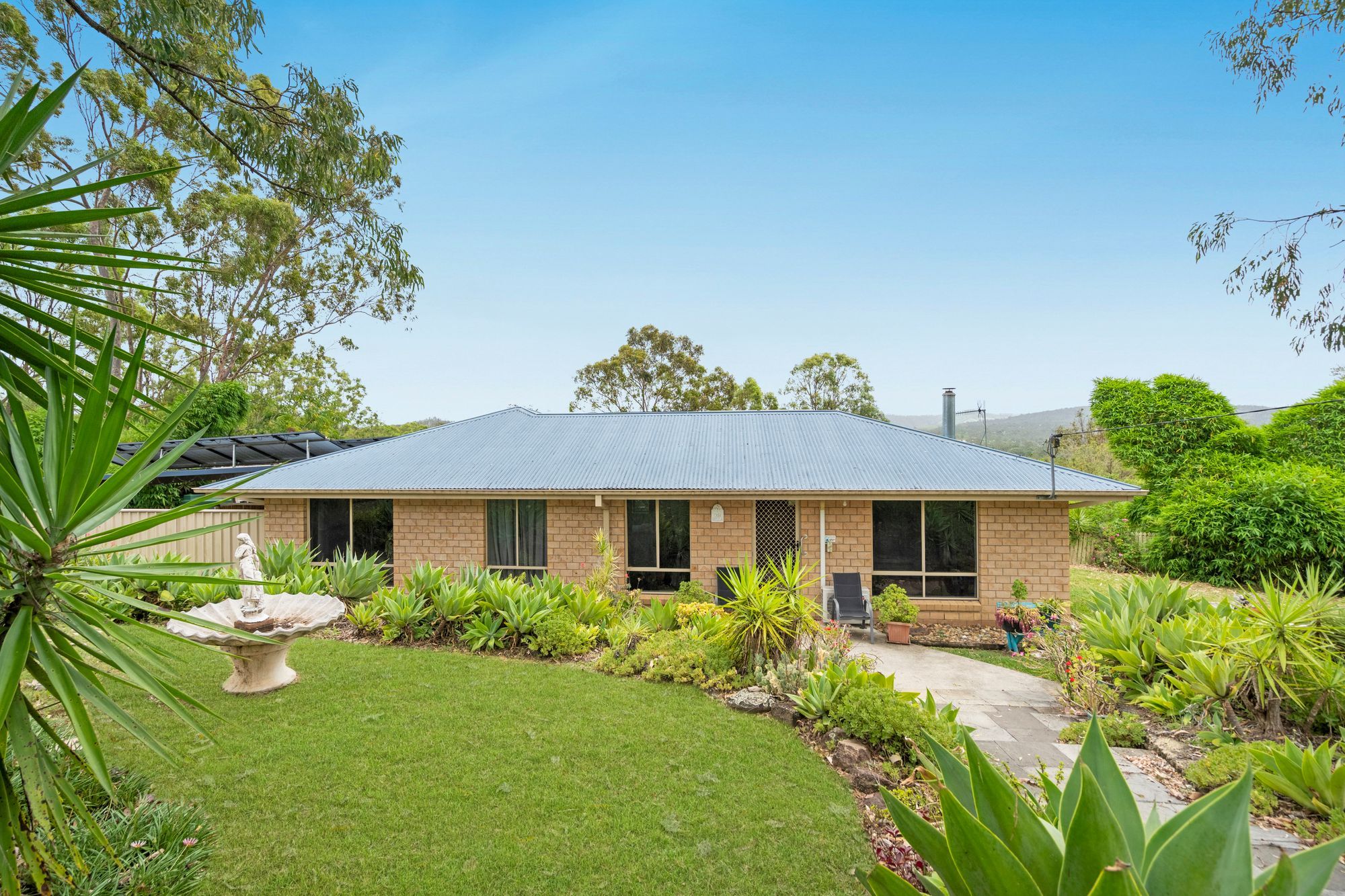 83-89 Kooralbyn Drive, Kooralbyn QLD 4285