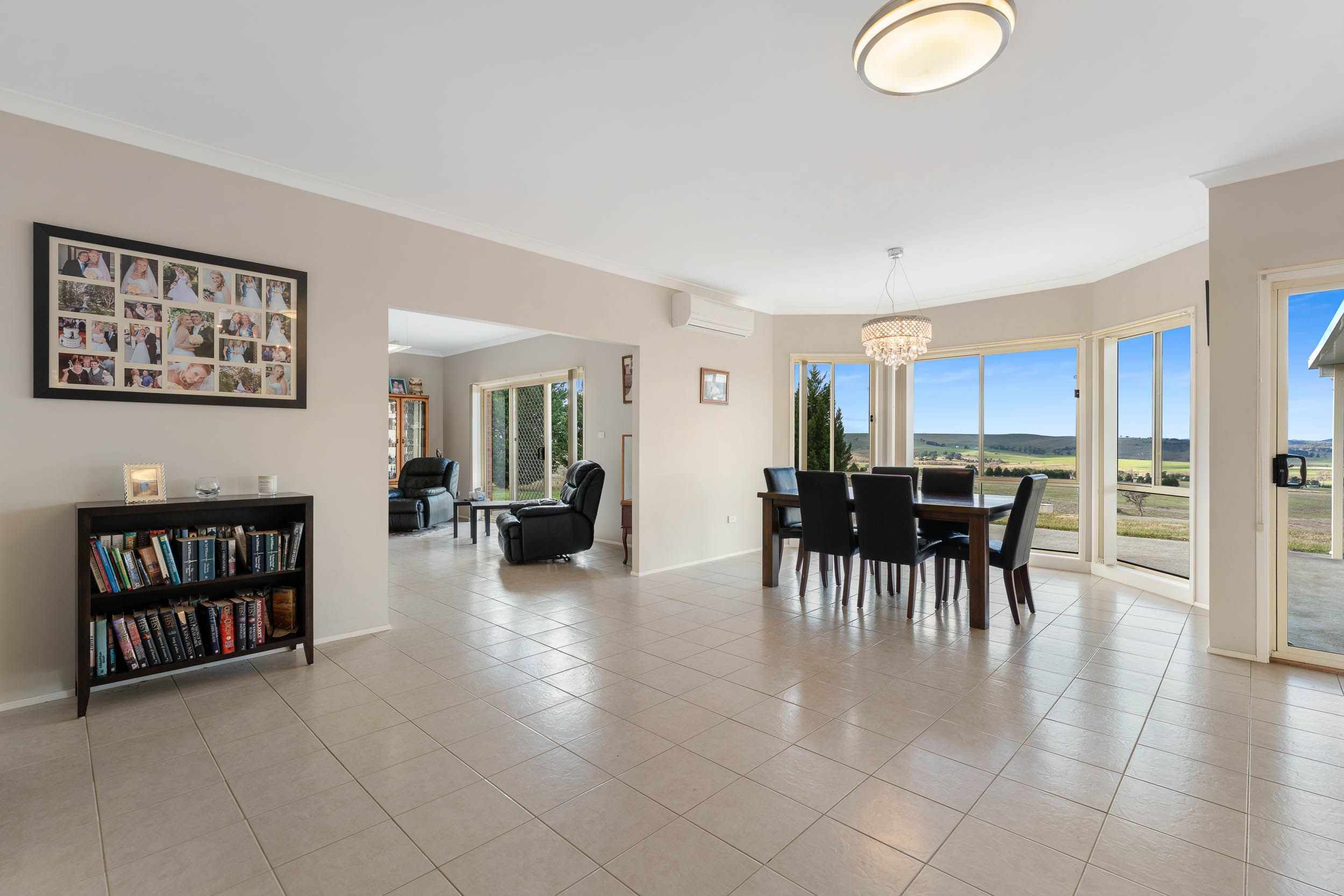 117 Merilla Lane, Parkesbourne Via — photo 7 of 17