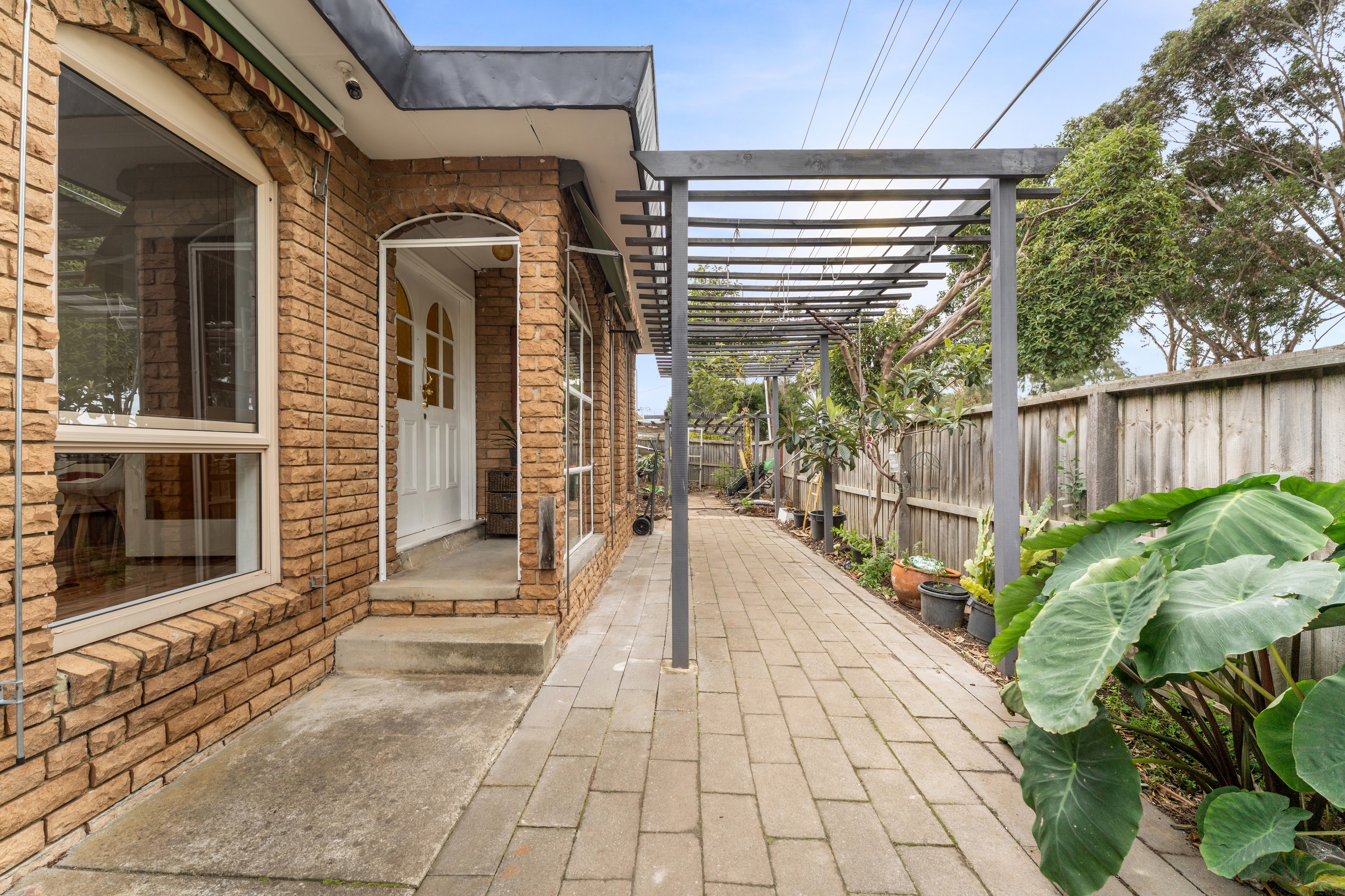 2 Panorama Drive, Forest Hill, VIC 3131