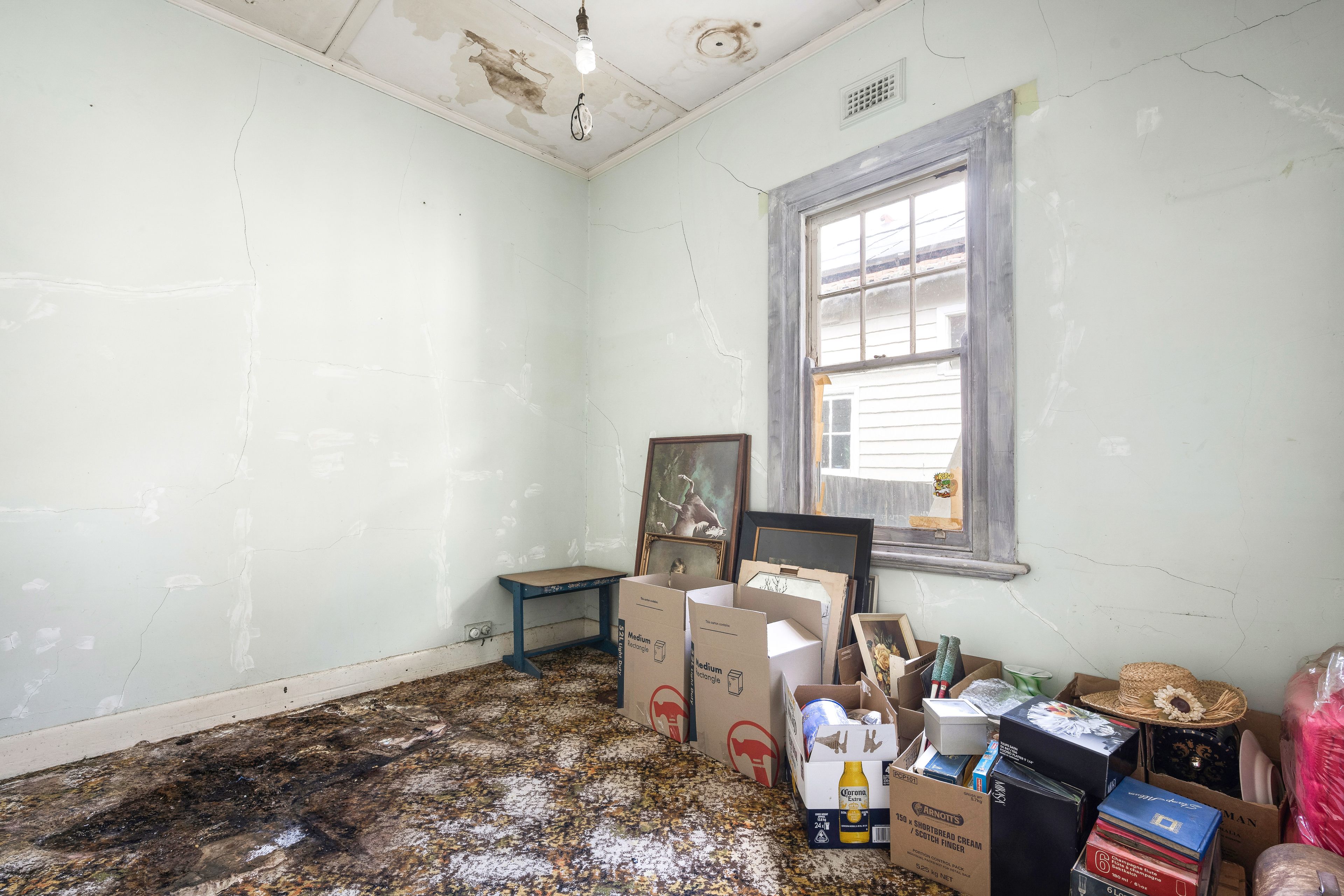 2 Temple Street — photo 8 of 20