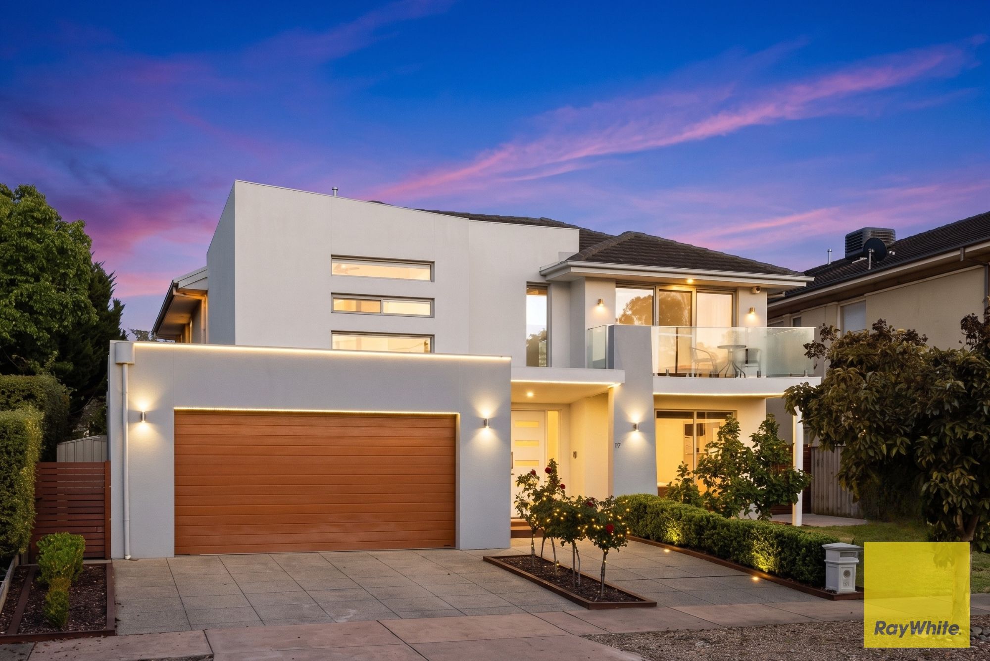 17 Eagleview Place, Sanctuary Lakes, VIC 3030