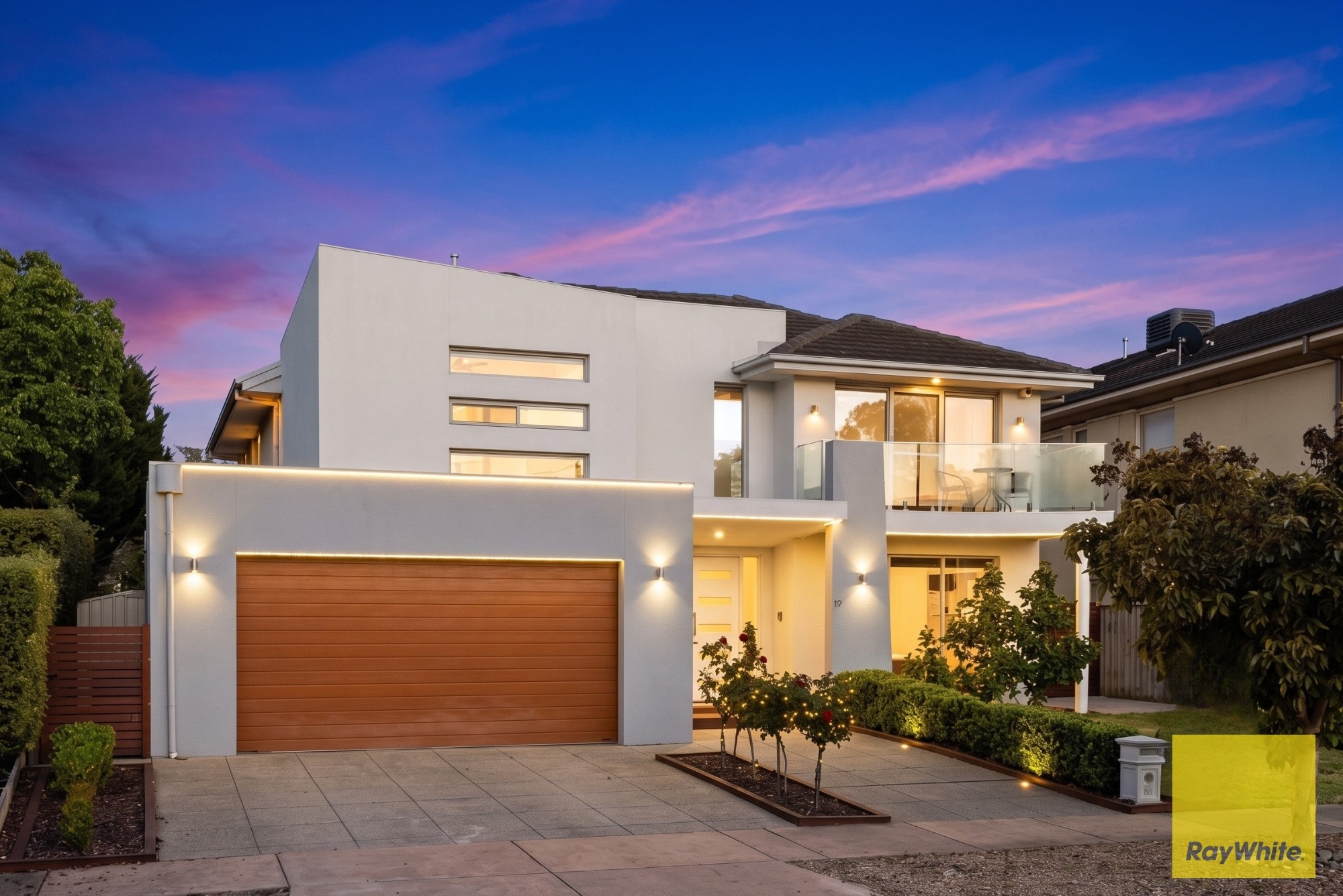 17 Eagleview Place, Sanctuary Lakes, VIC 3030