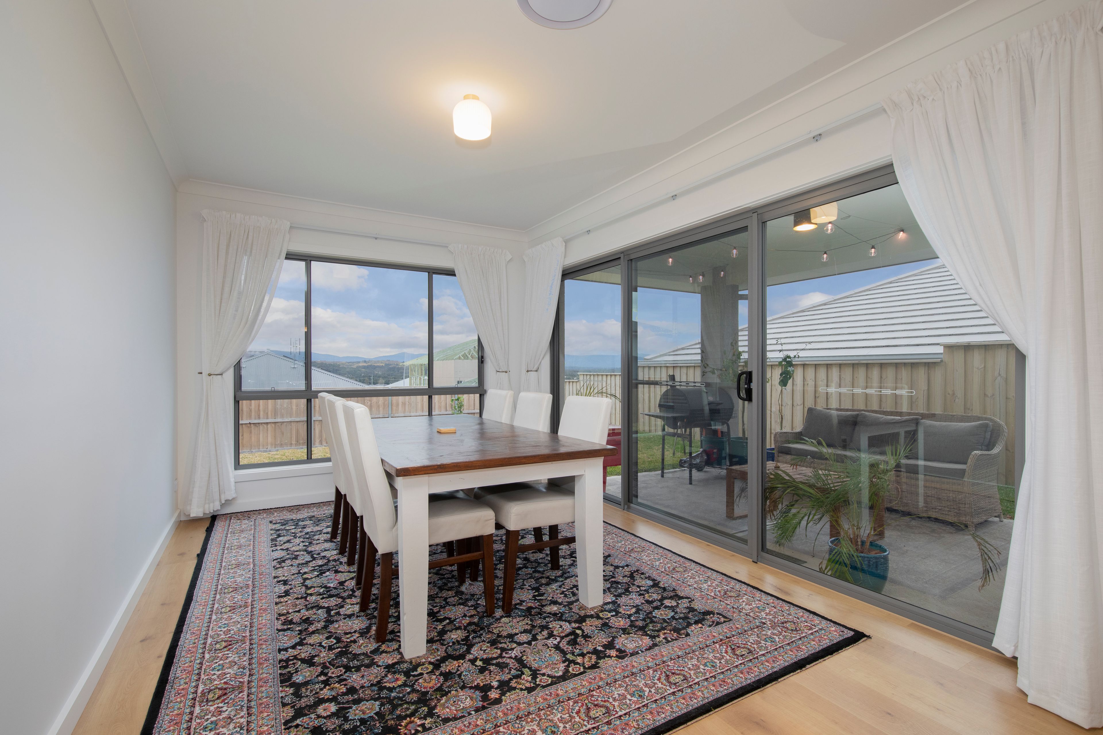 14 Heberlein Street — photo 6 of 15