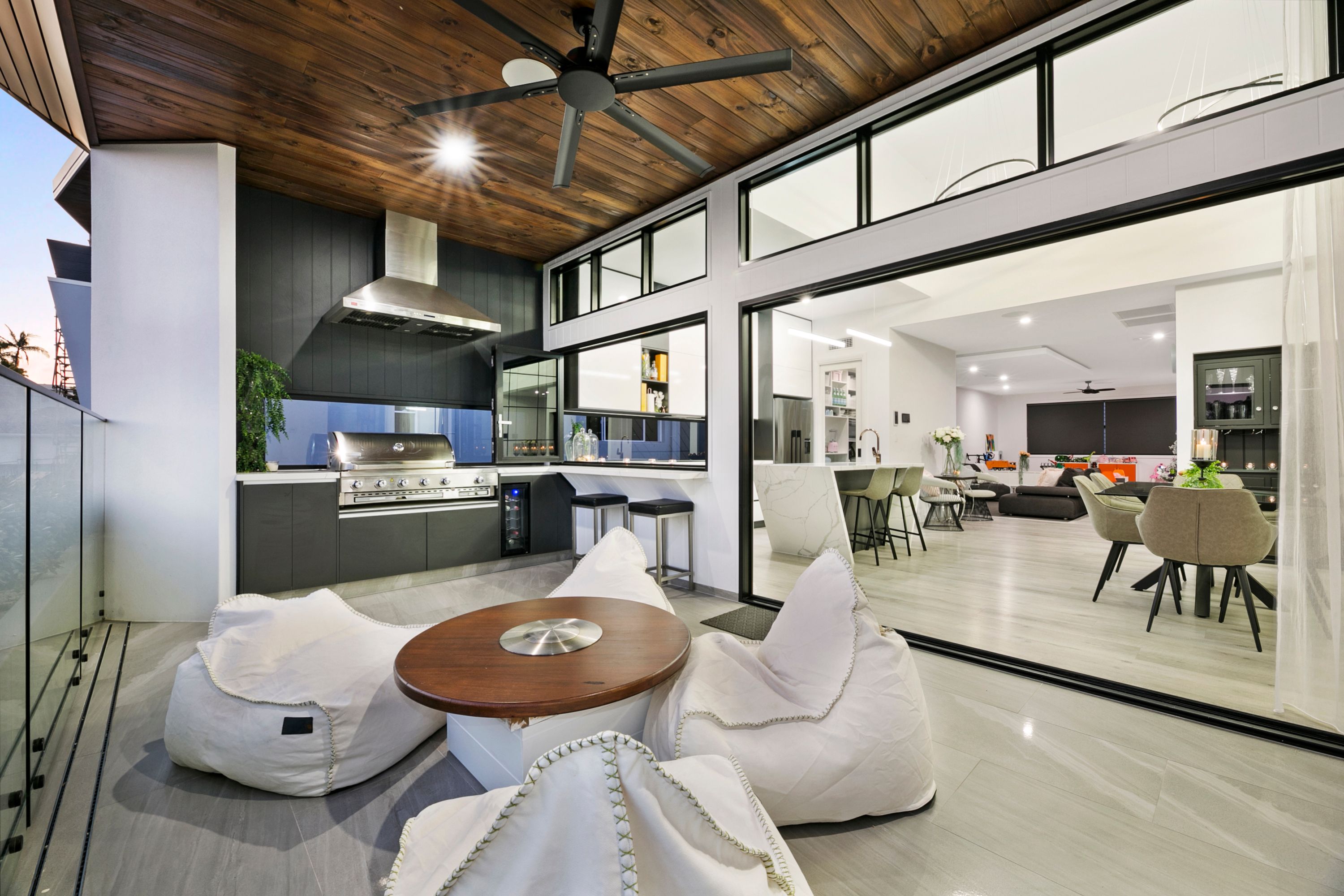 1/13 Deauville Drive, Southport, QLD 4215