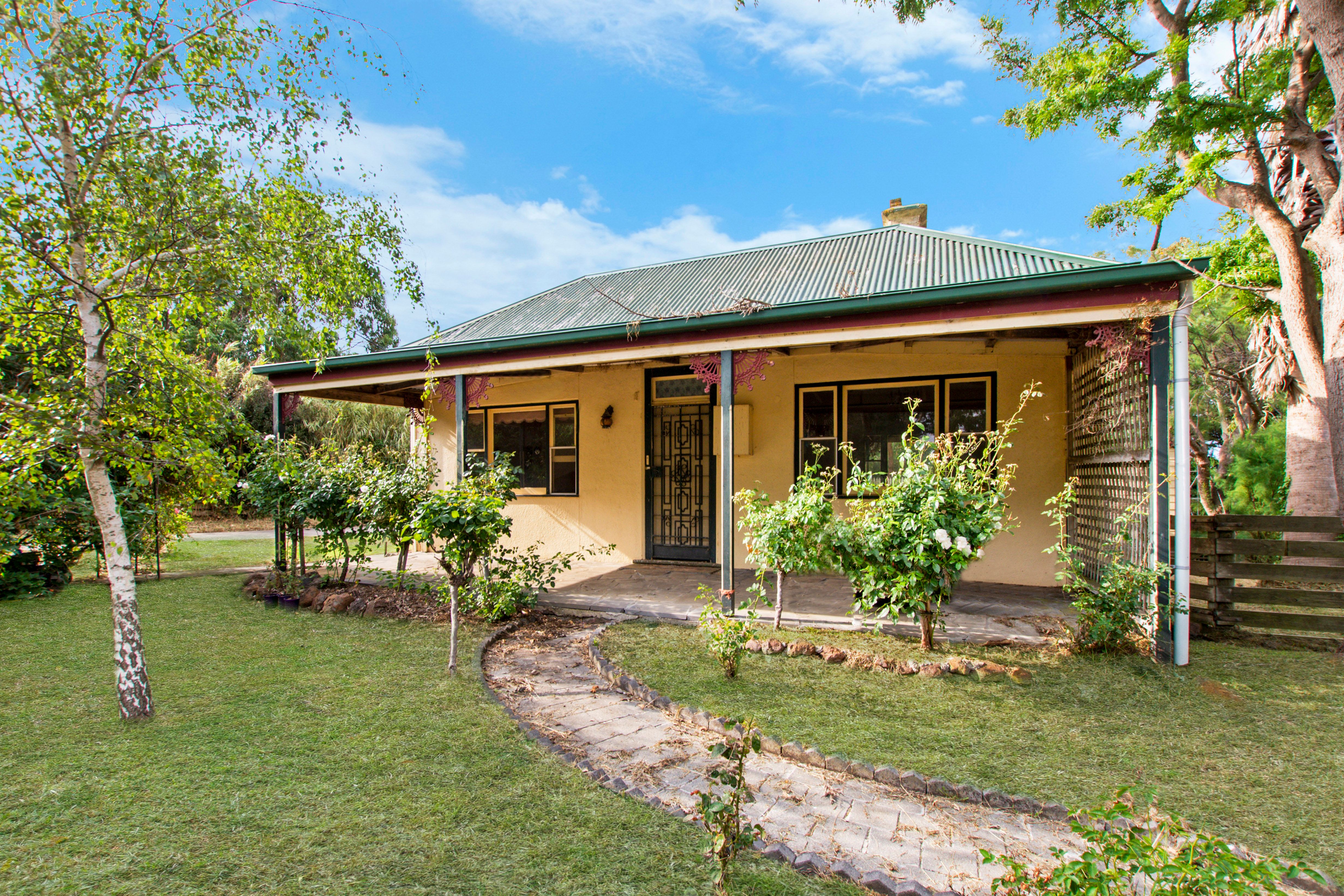37 Lumsdens Lane, Koroit, VIC 3282