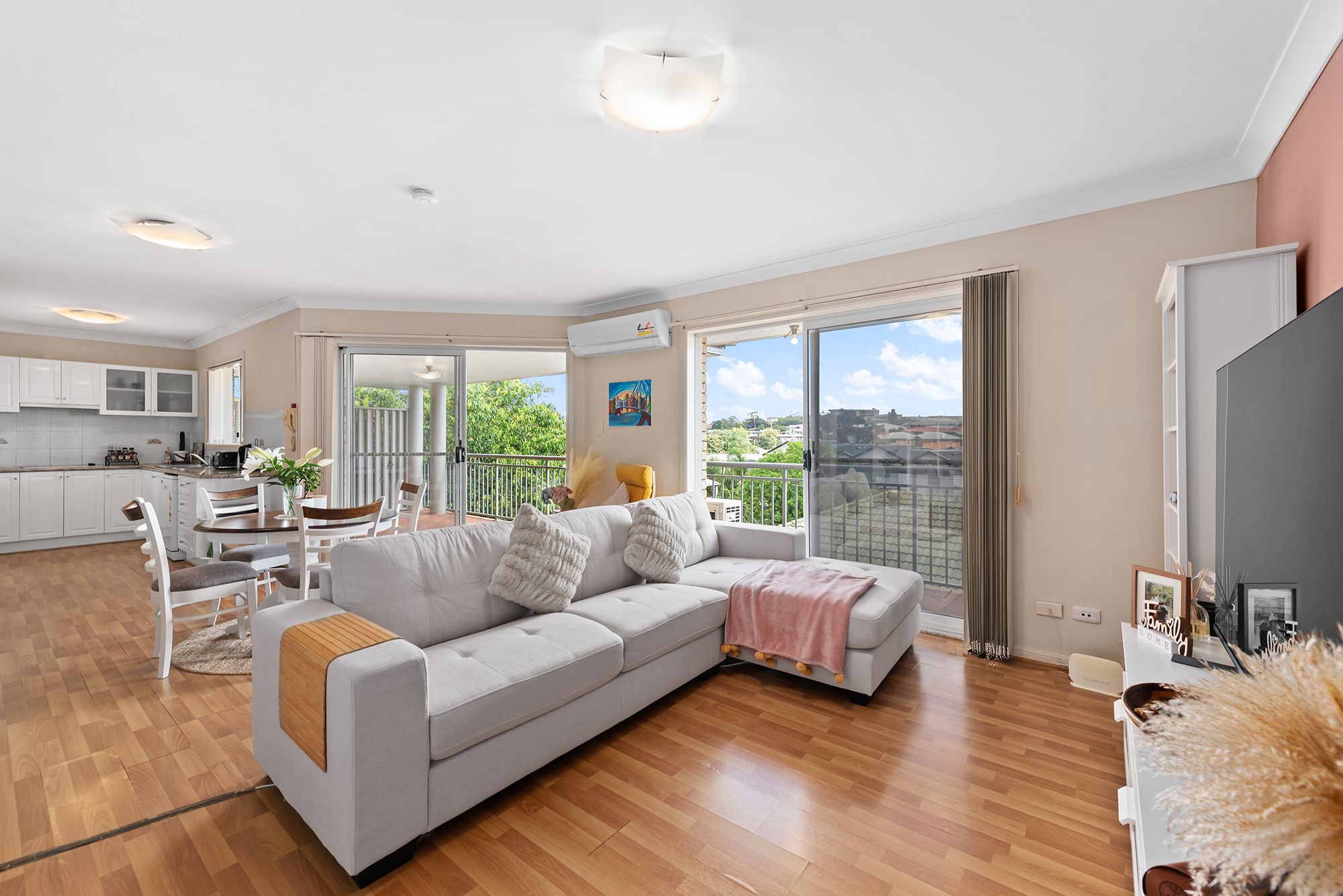 8/16-18 Nicklin Street, Coorparoo, QLD 4151