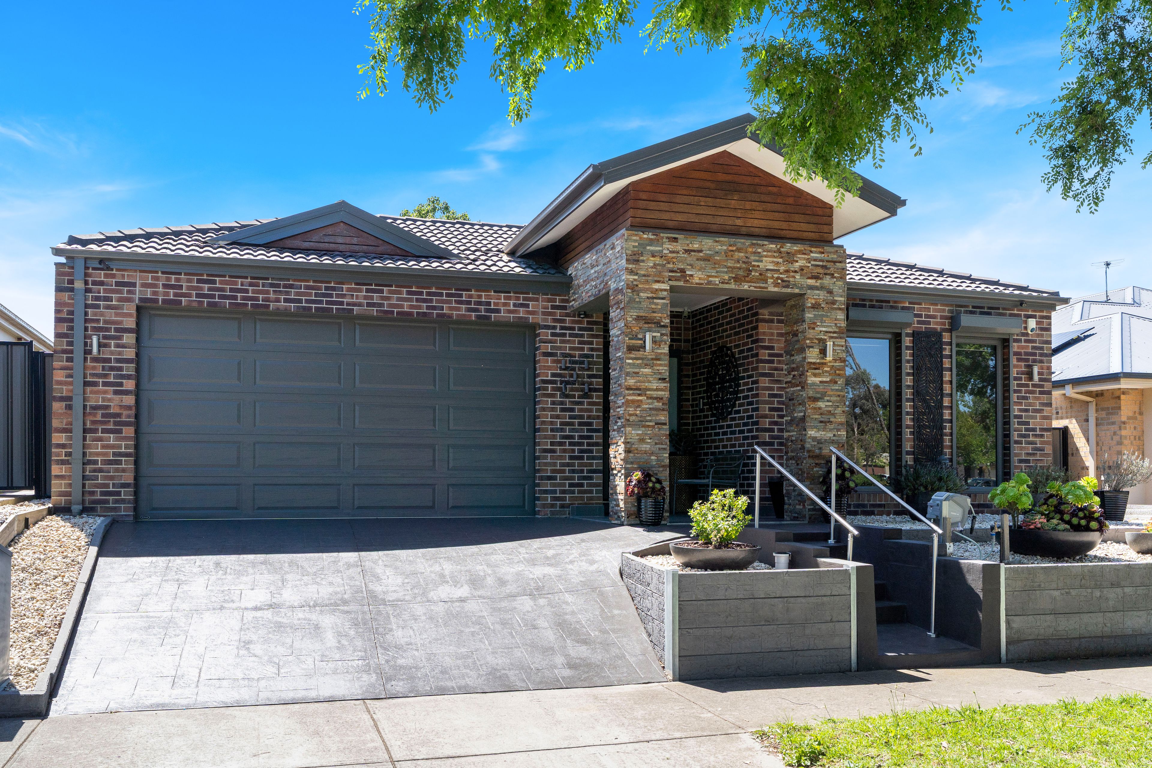 35 Cradle Mountain Drive, Craigieburn VIC 3064