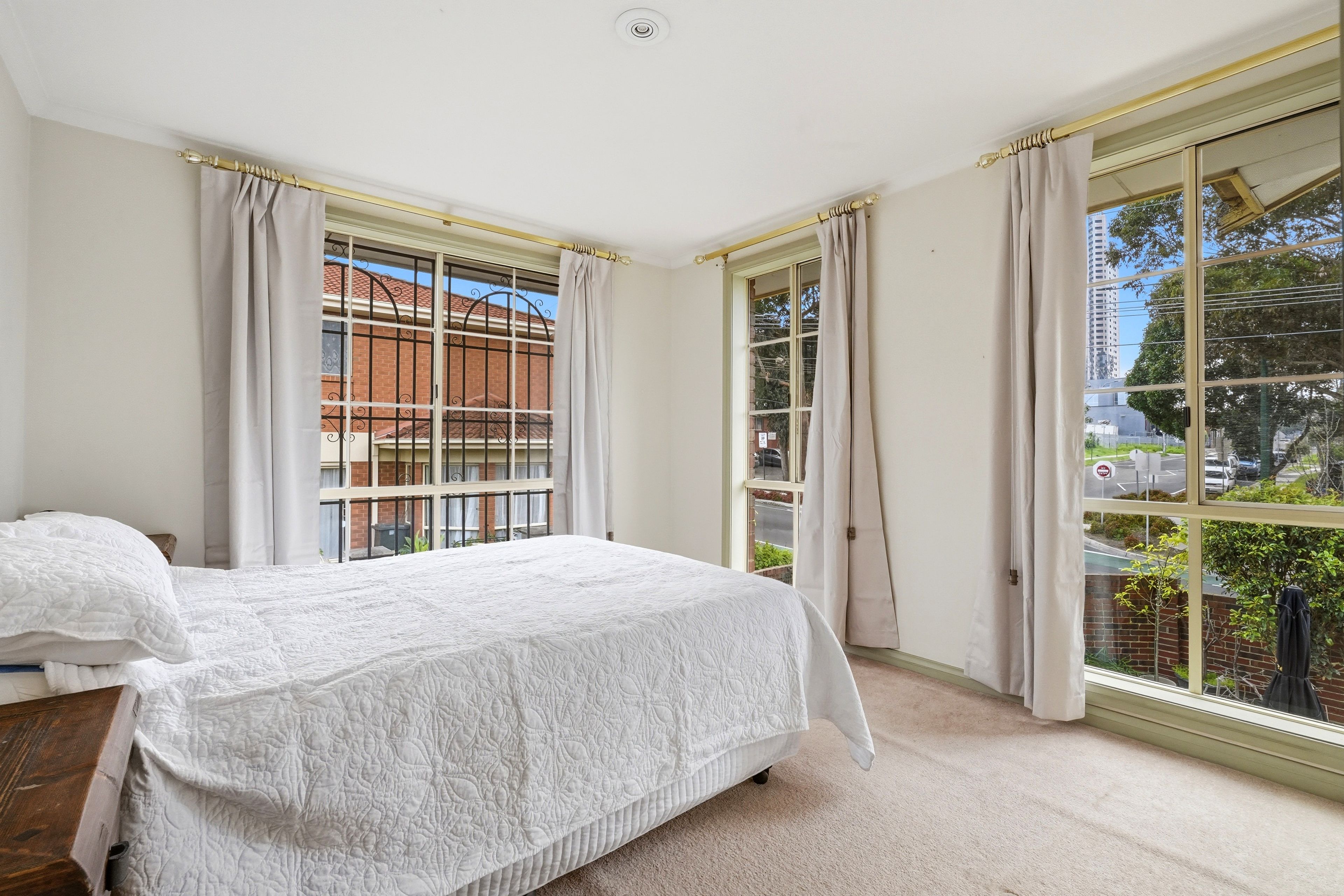 2 Thurston Street — photo 8 of 12