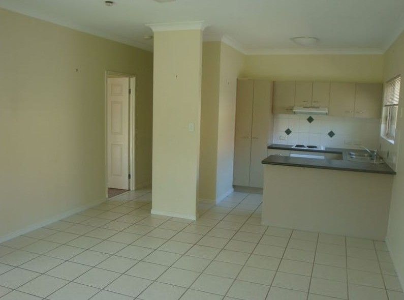11 Opaline Close, Brinsmead, QLD 4870