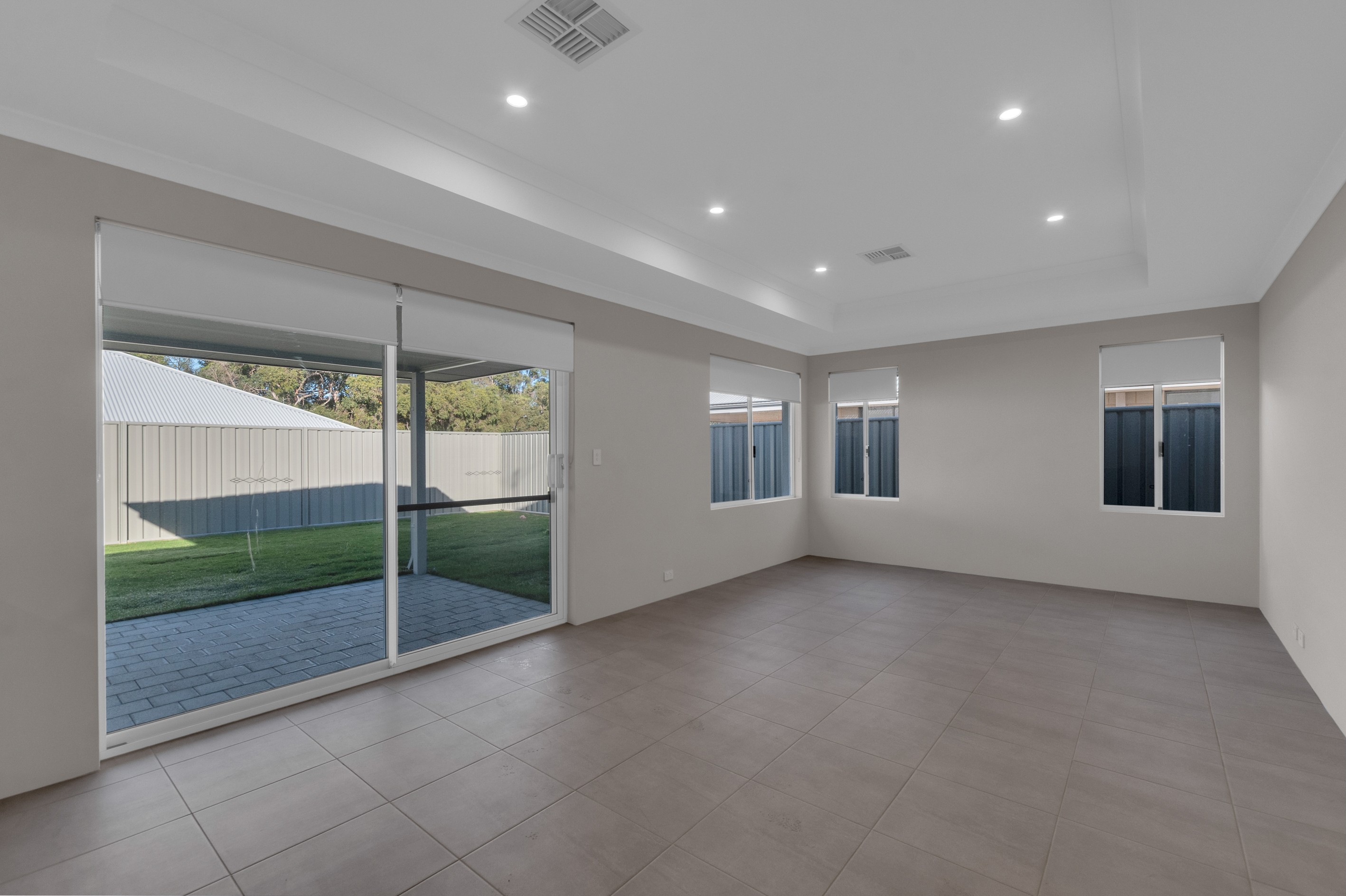 8 Scarlet Road, Kwinana Town Centre, WA 6167