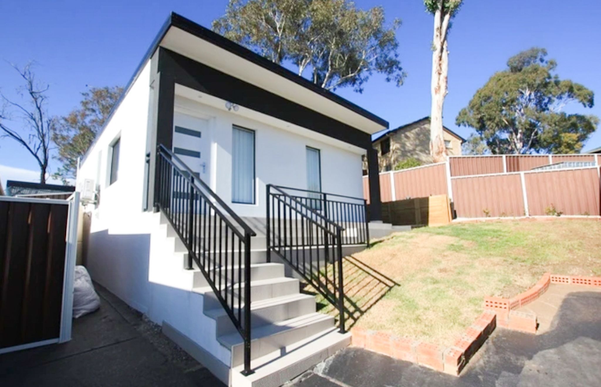5A Alliott Street — photo from Ray White Macarthur Group