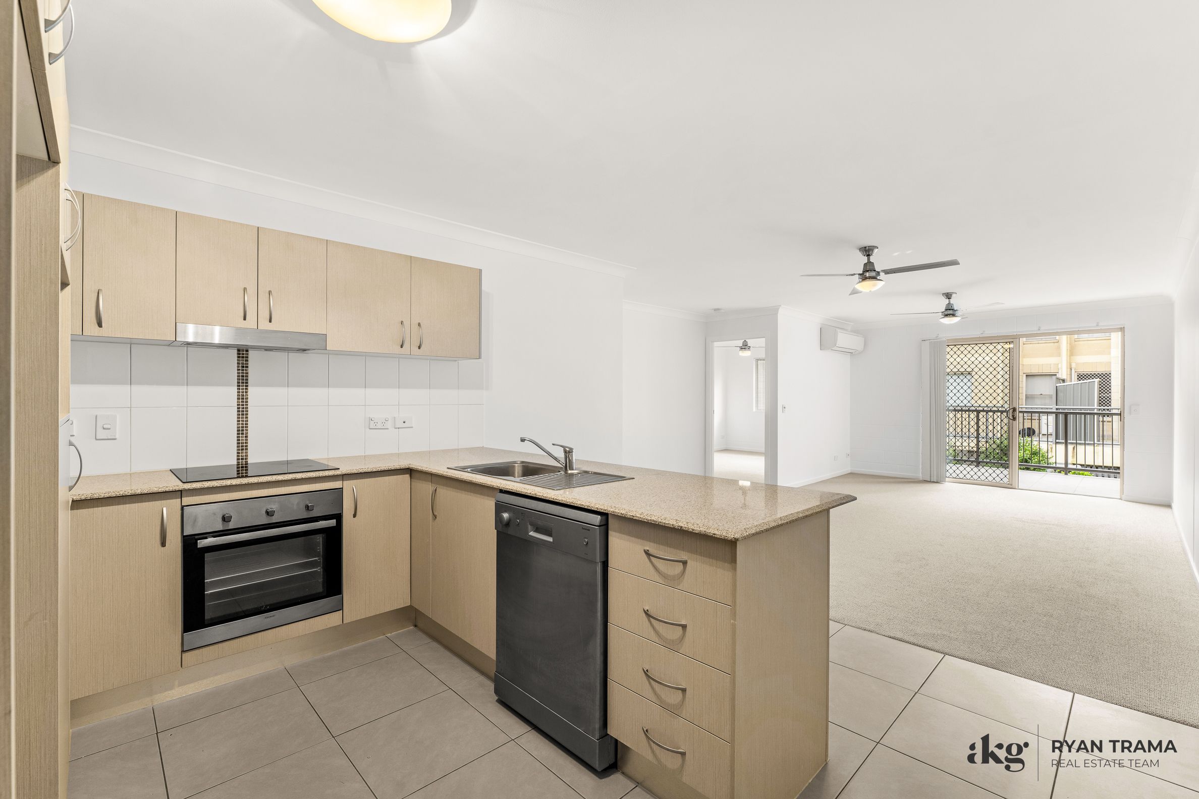 1/155-163 Fryar Road, Eagleby, QLD 4207