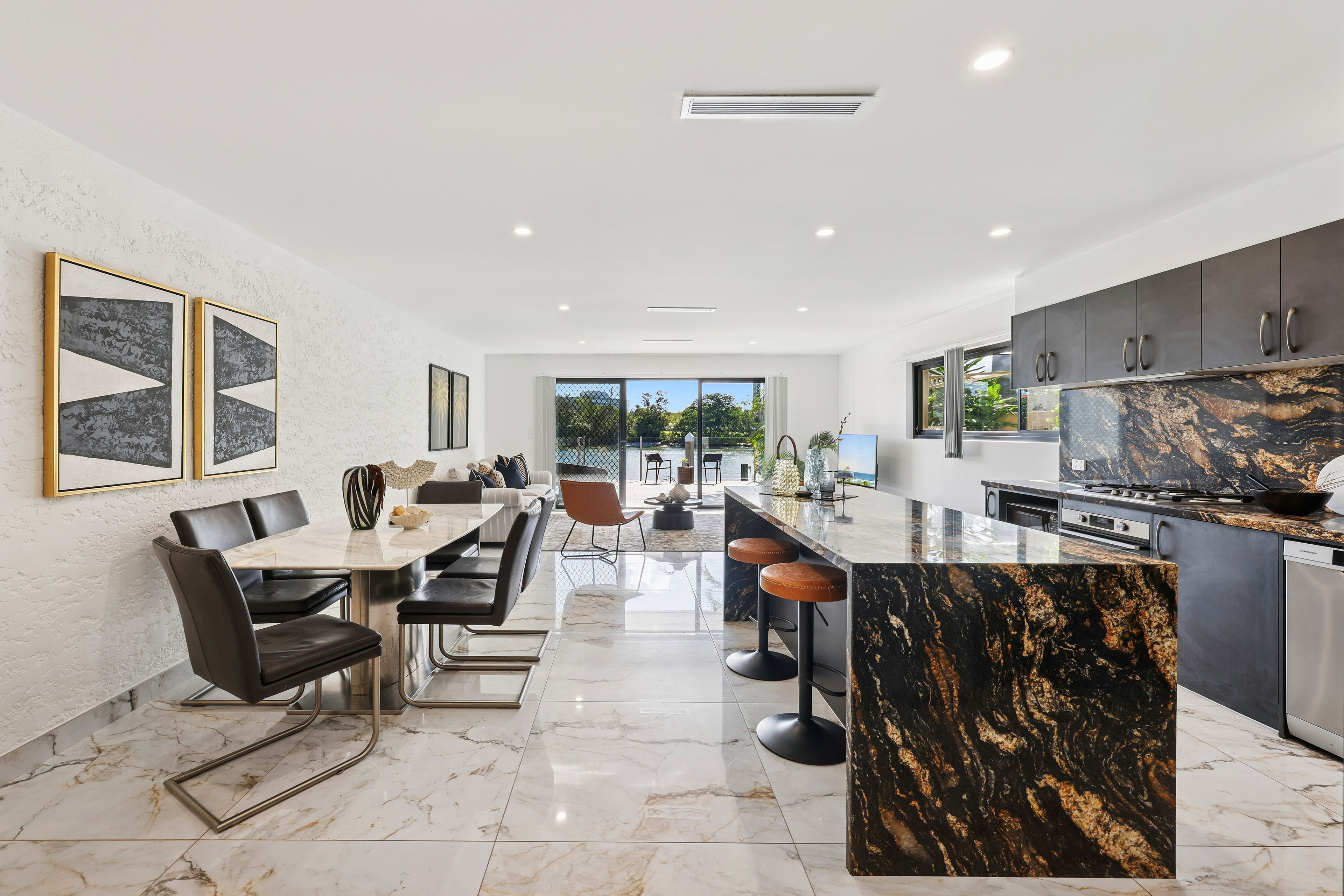 1/191 Stanhill Drive, Surfers Paradise, QLD 4217