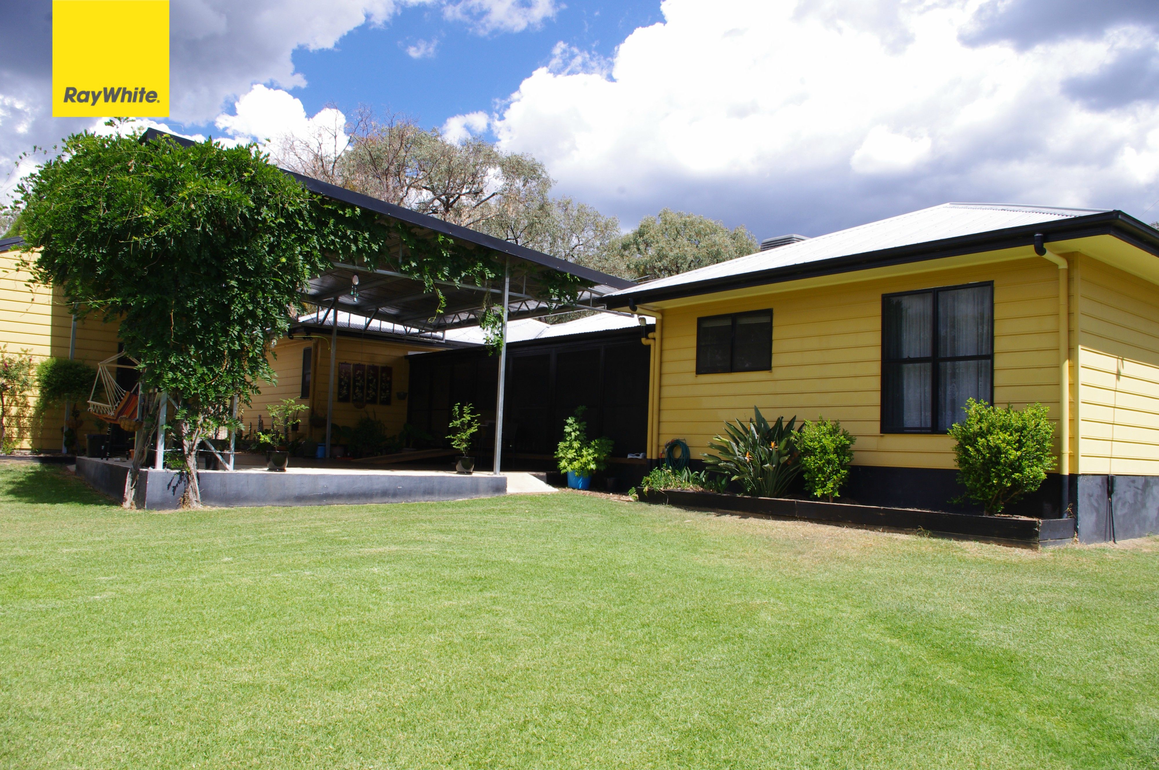133 Staggs Lane, Inverell NSW 2360