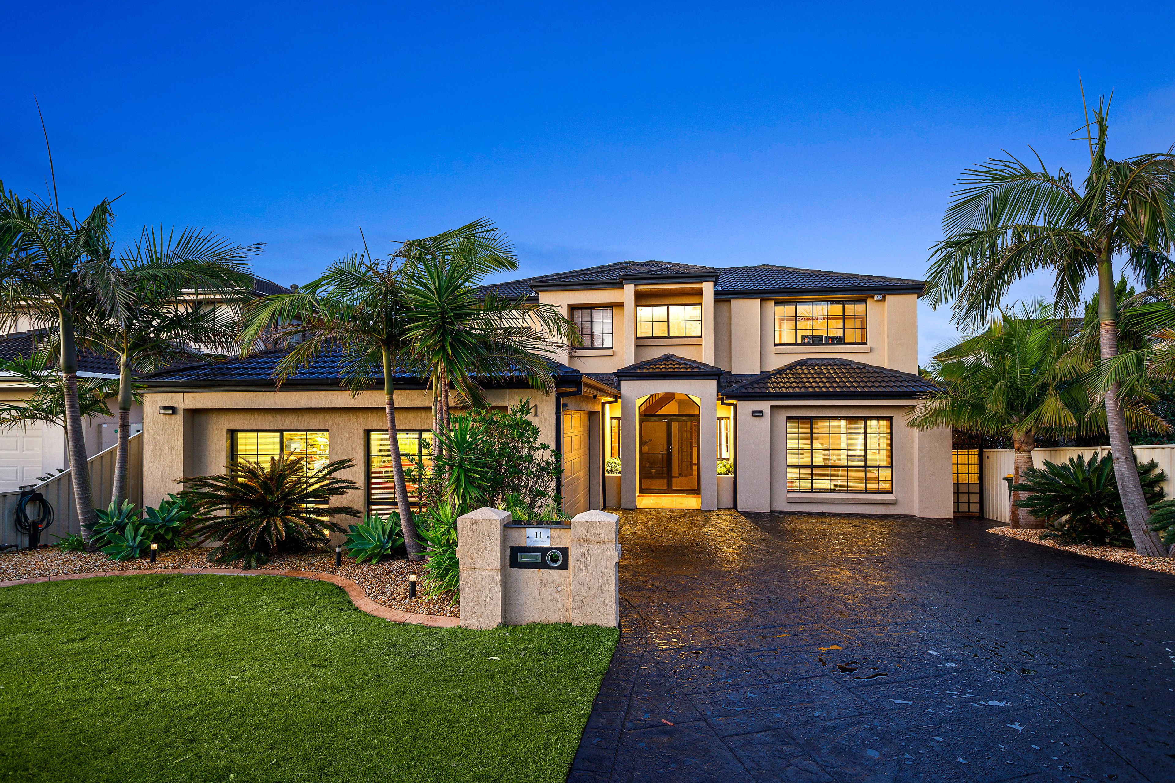 11 James Cook Parkway, Shell Cove, NSW 2529