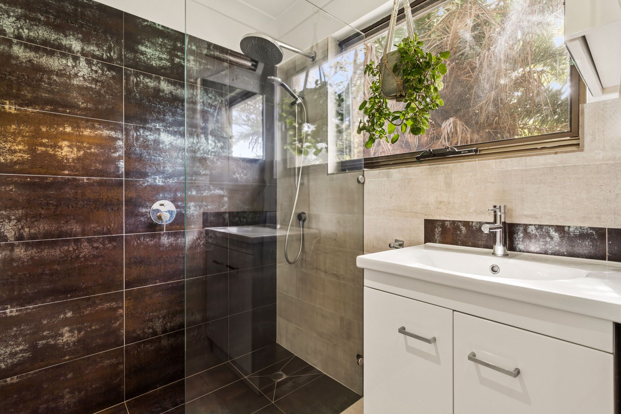 23/196 Forbes Street — photo 6 of 9