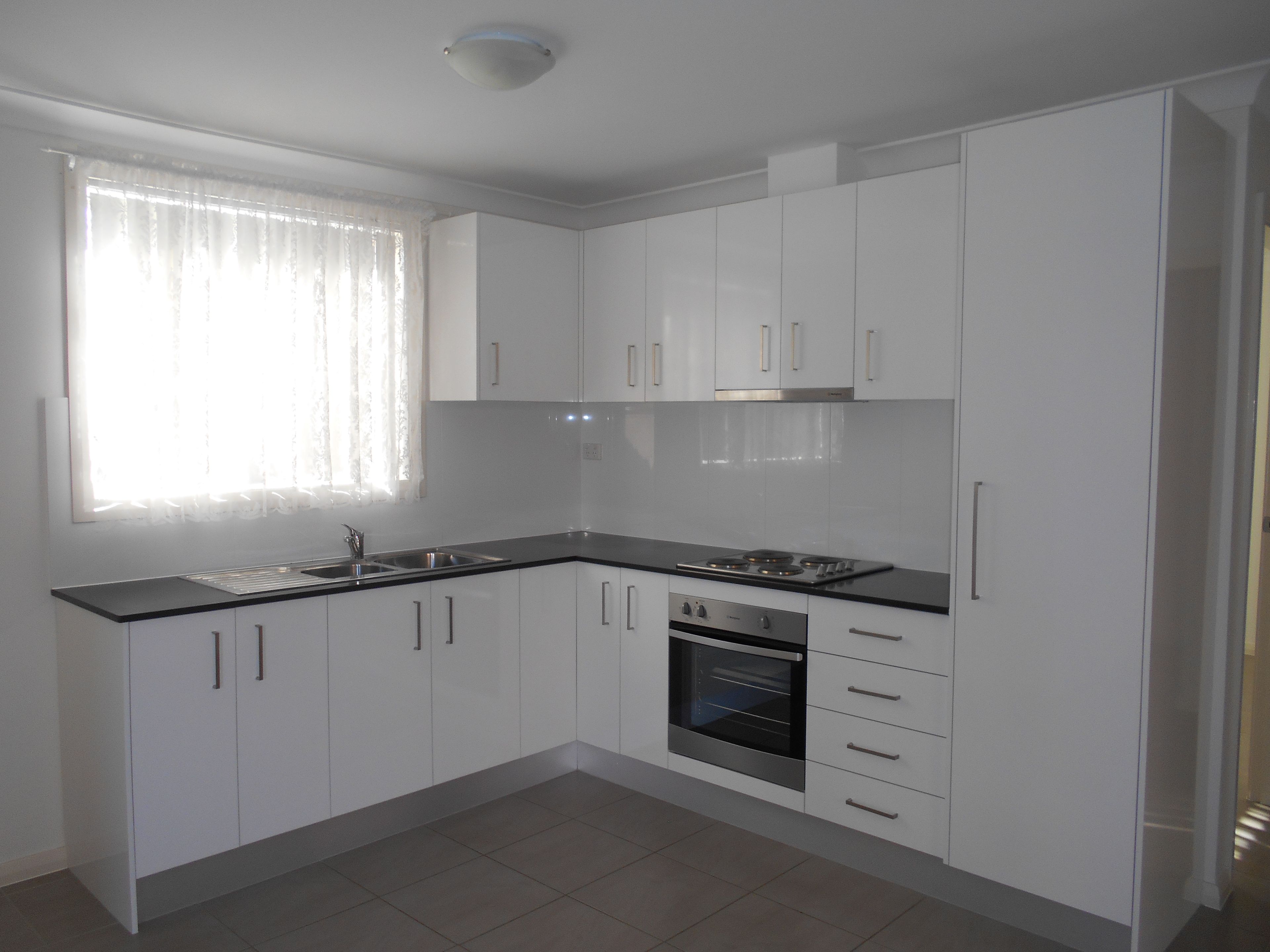 9A Dakota Drive, Bossley Park, NSW 2176