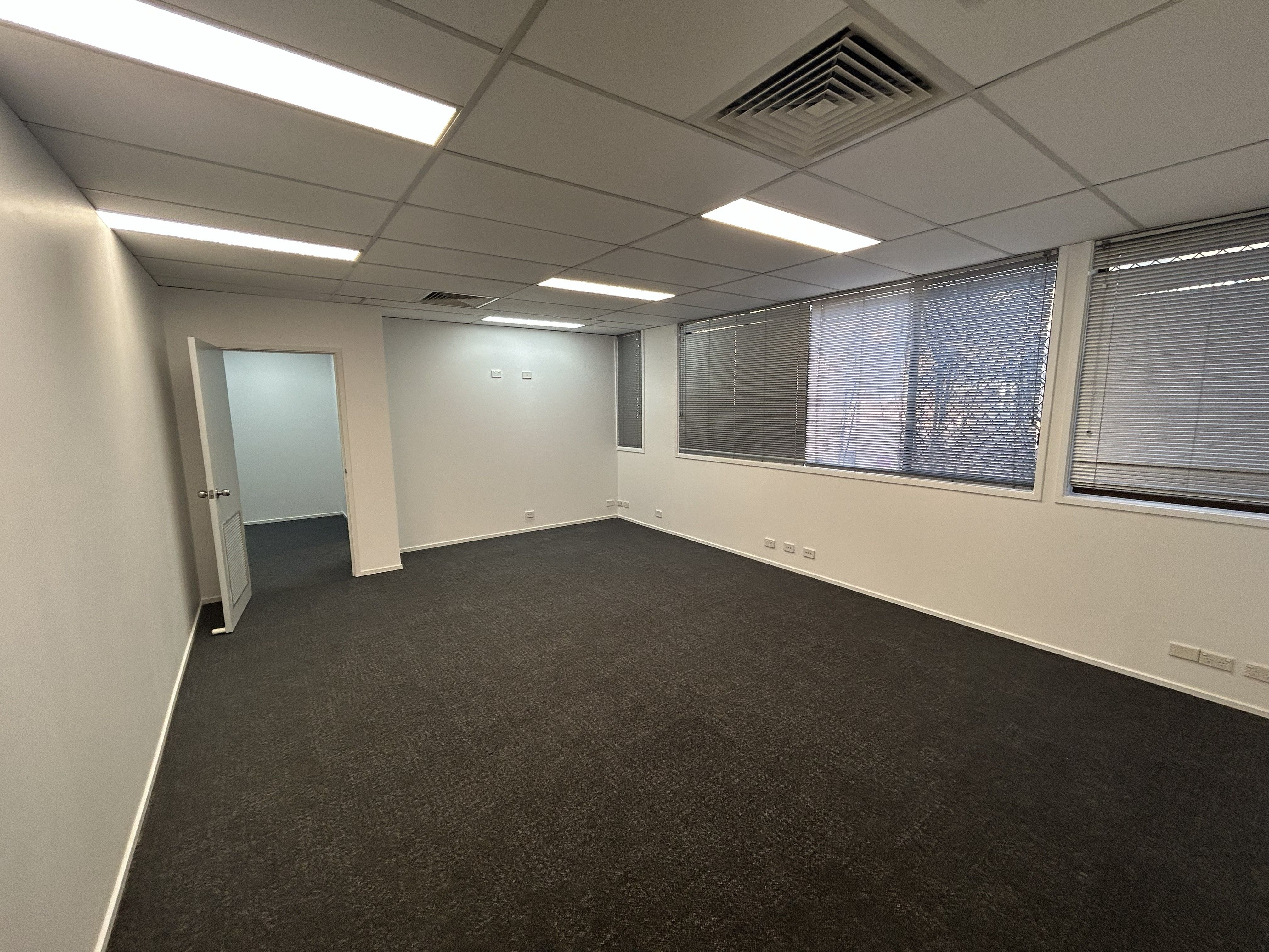 1/35 Geils Court, Deakin, ACT 2600