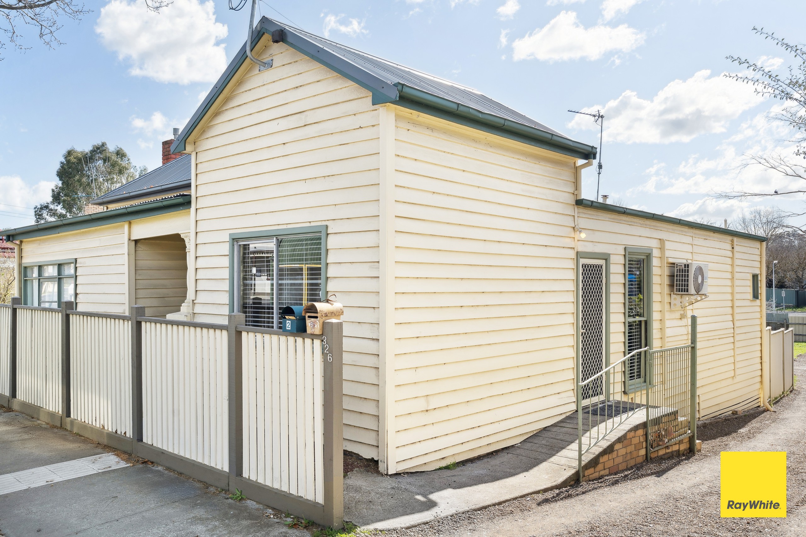 2/326 High Street, Golden Square, VIC 3555