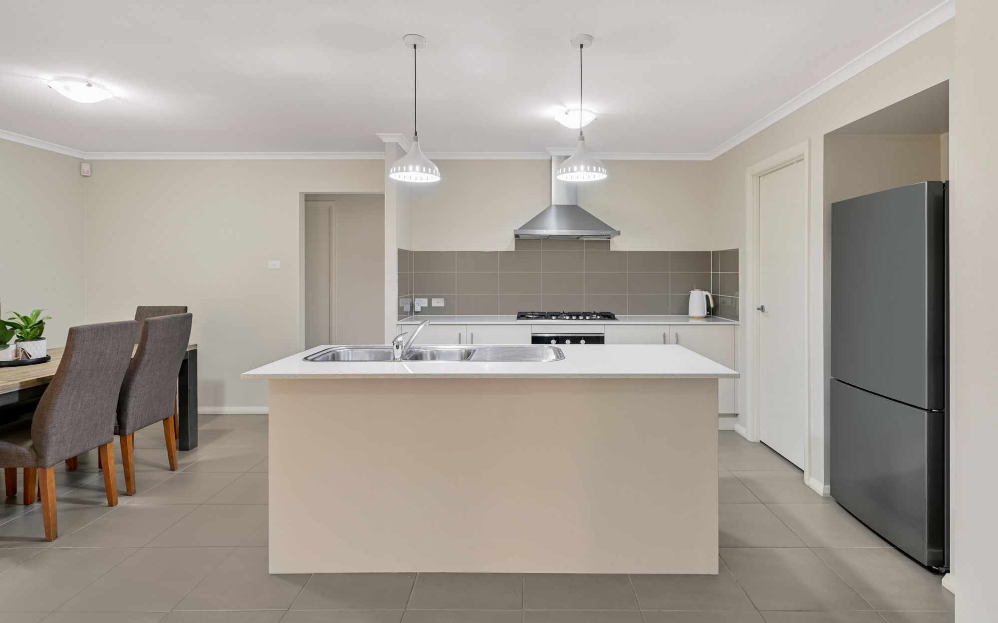 48 Springs Road, Spring Farm, NSW 2570