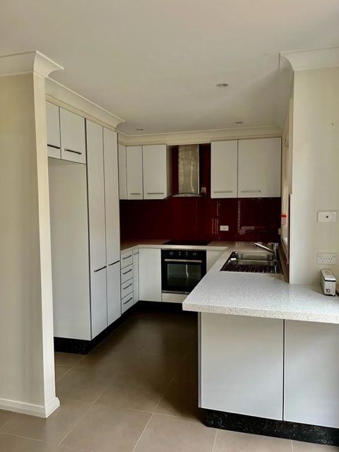 2/27A Hennesy Street, Flinders, NSW 2529