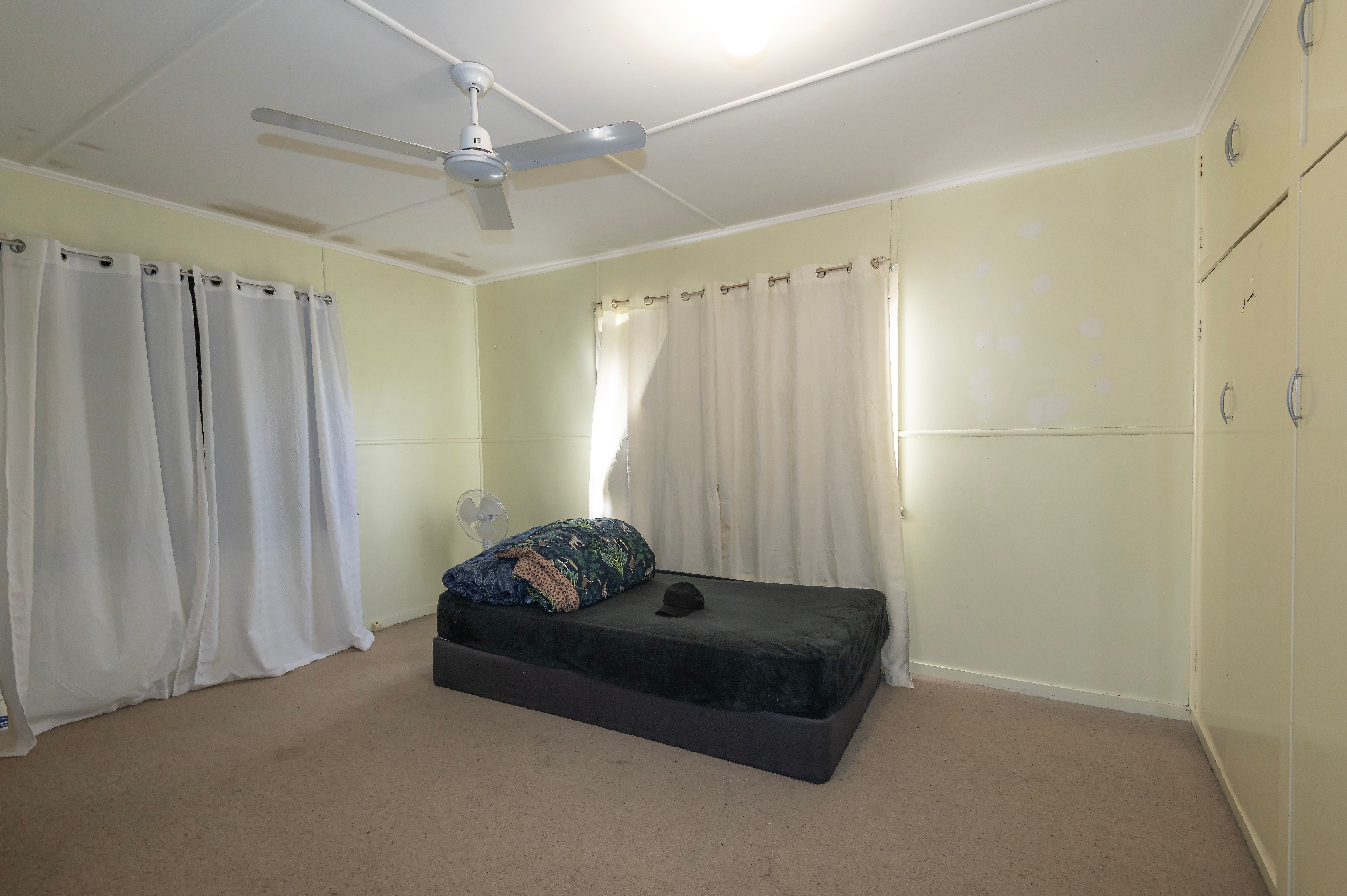 85 Bell Street — photo 8 of 15