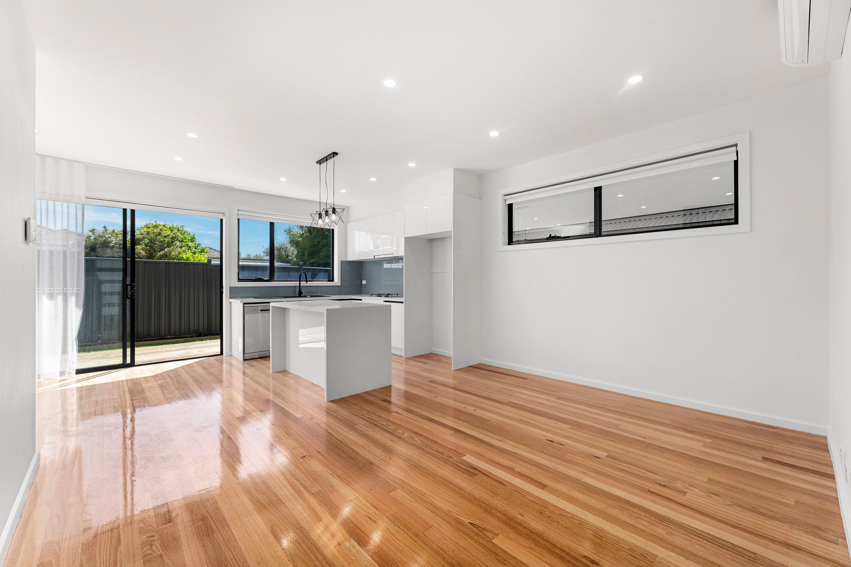 2/114 Porter Road, Heidelberg Heights, VIC 3081