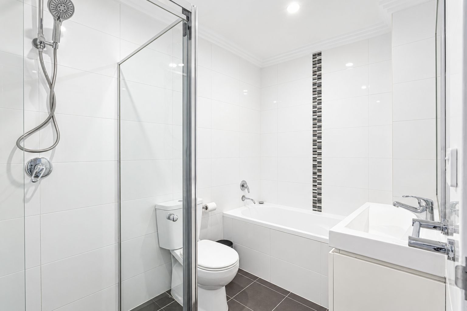 5/37-43 Balmoral Road — photo 3 of 7