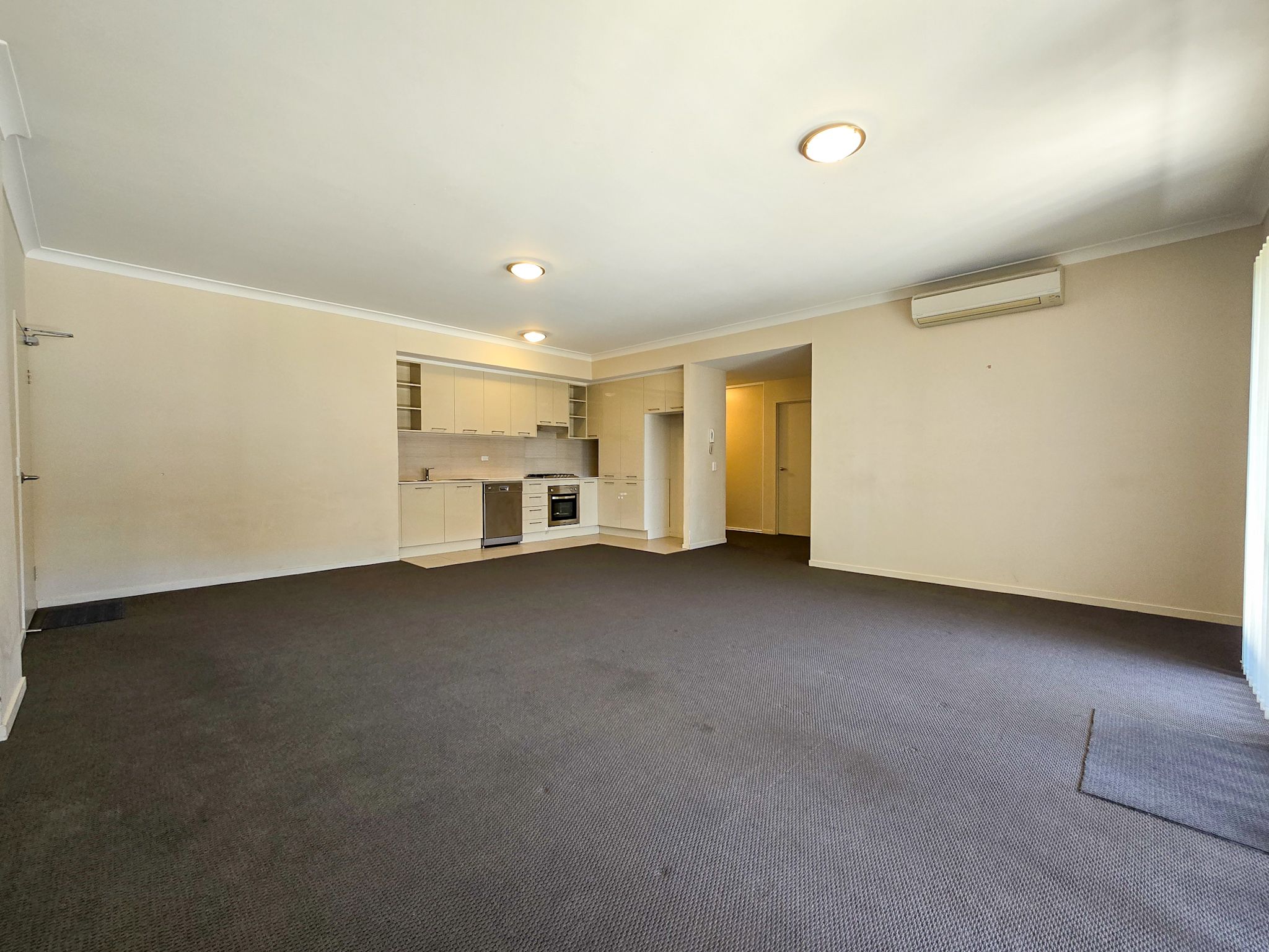 8/17 Warby Street, Campbelltown, NSW 2560