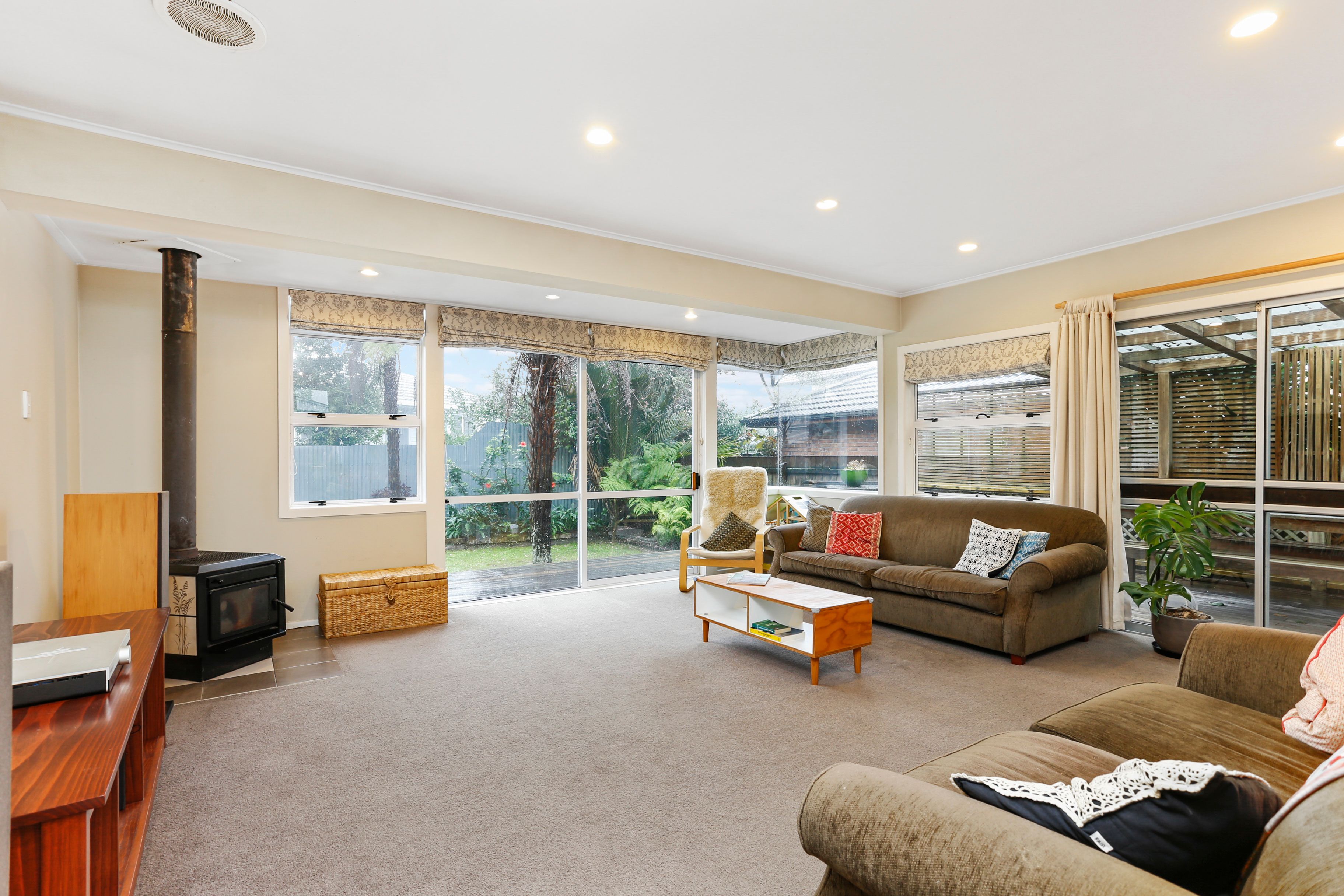 9 Esmeralda Avenue, Avondale, Auckland City