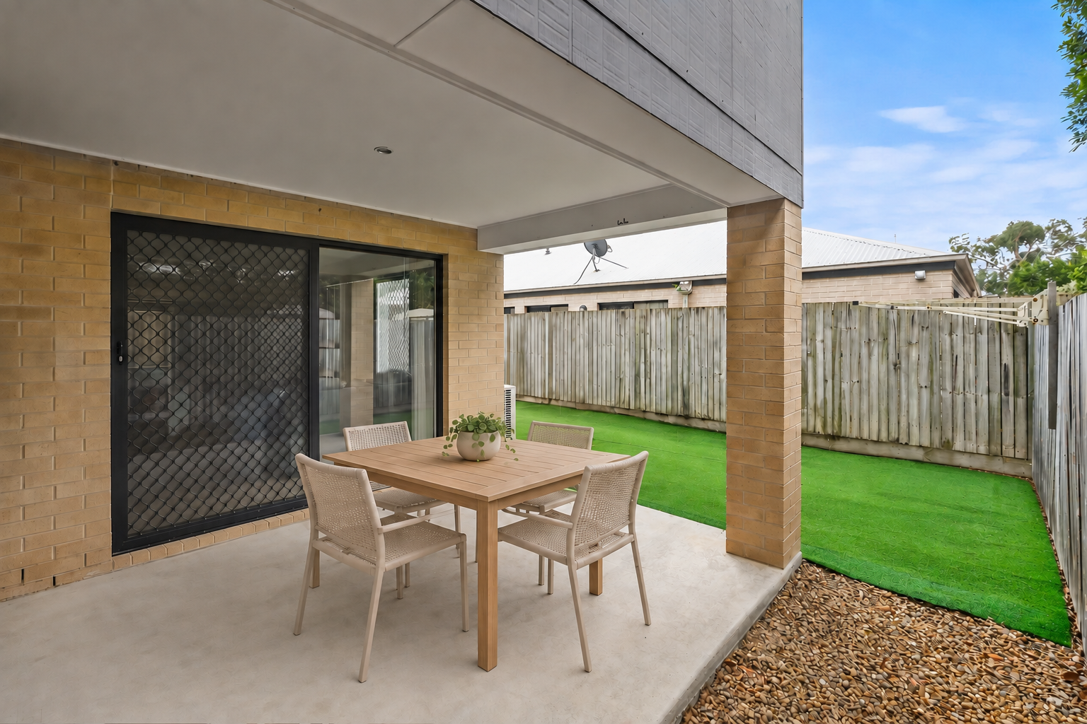 2/48 Philong Street — photo 13 of 16