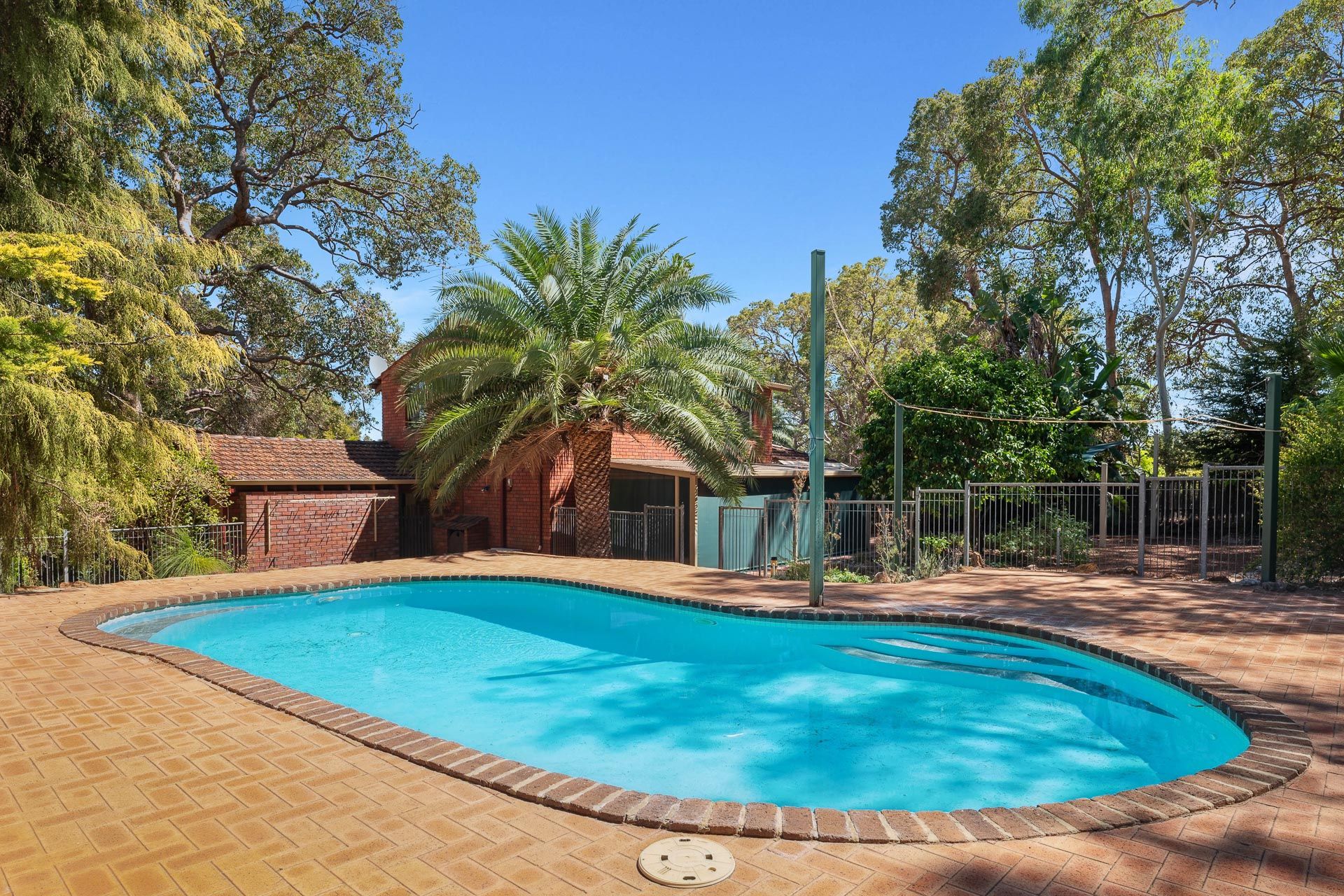 138 Williams Street, Gooseberry Hill, WA 6076