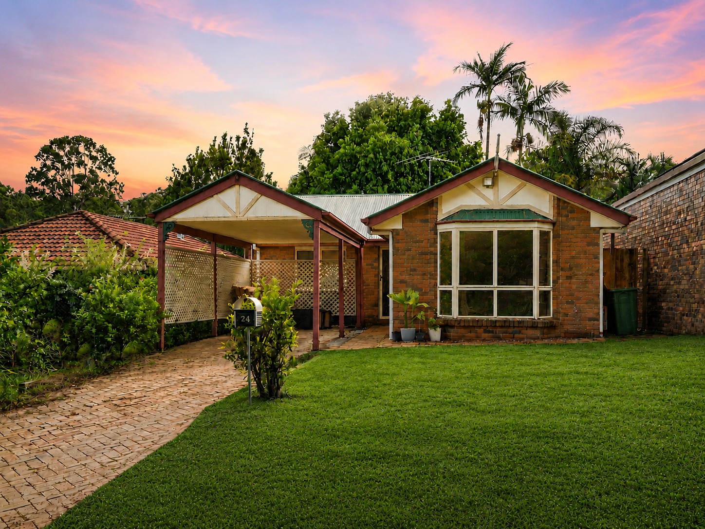 24 Amara Crescent, Forest Lake, QLD 4078
