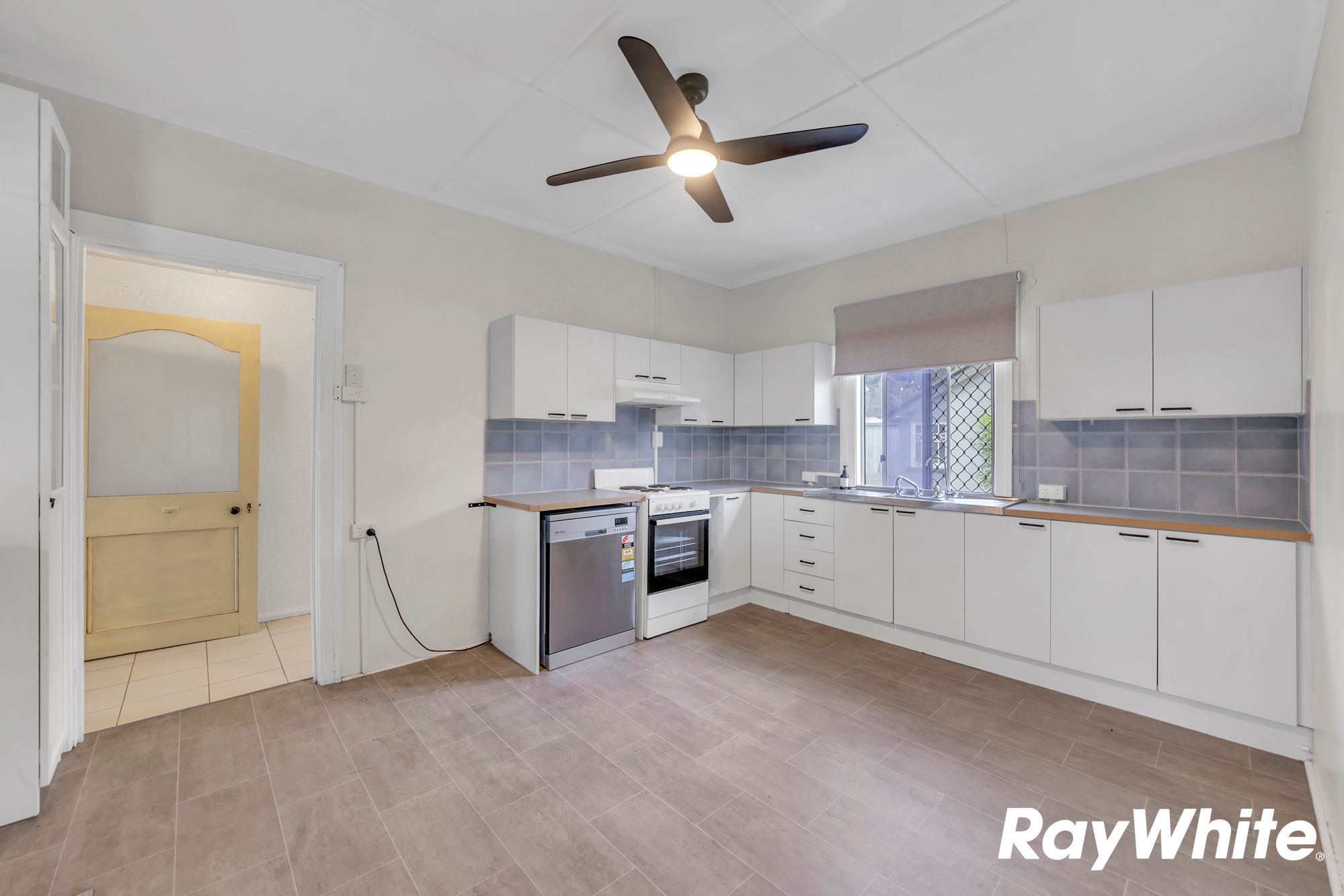 207 Blackstone Road — photo 9 of 23