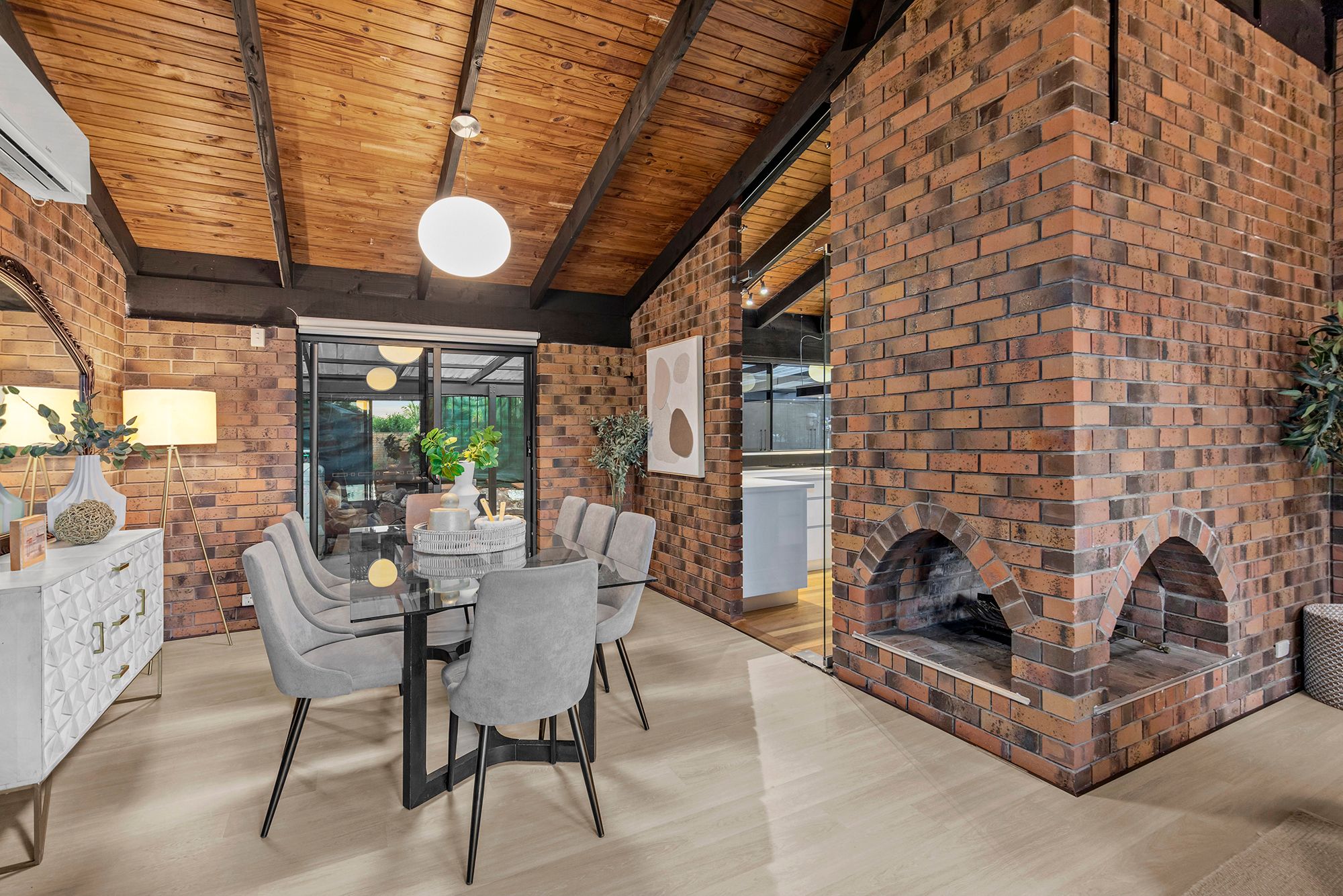 19 Cawarra Street — photo 4 of 30