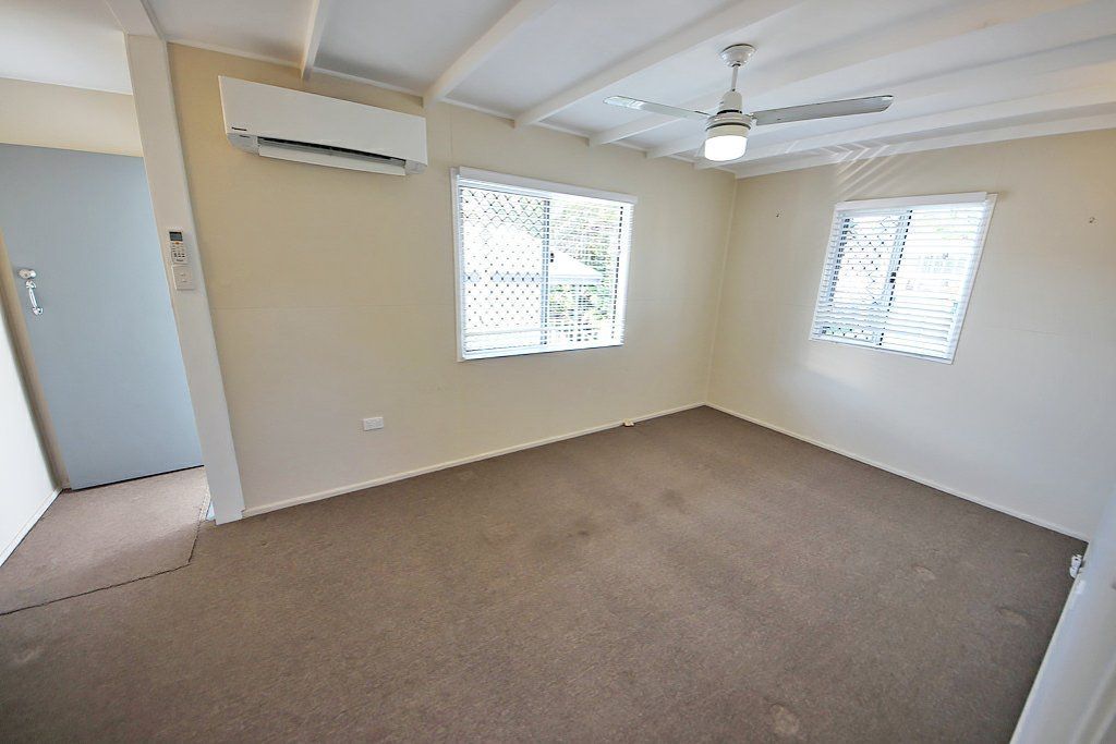 47 Windsor Place — photo 3 of 6