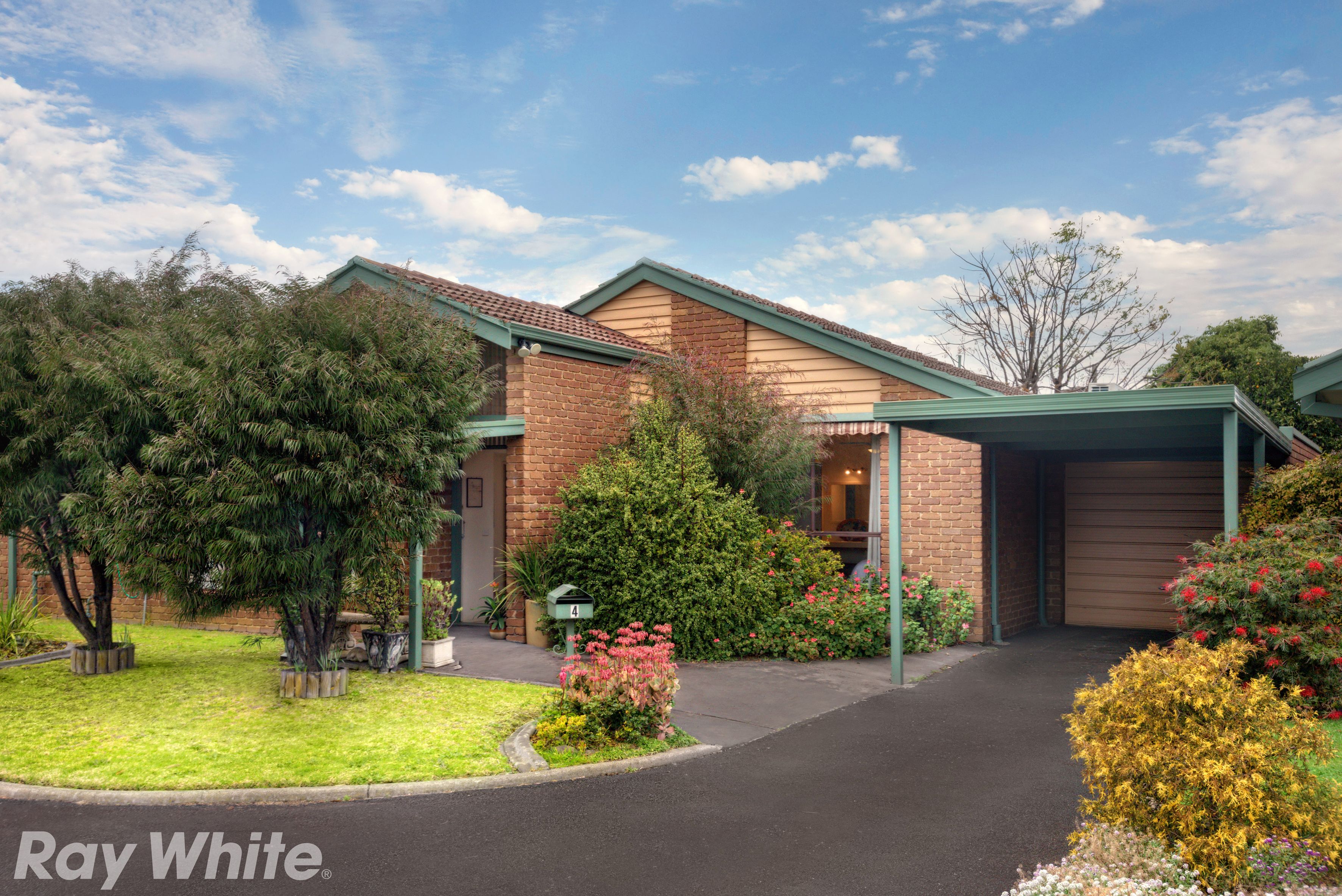 4 Everest Drive, Cheltenham, VIC 3192