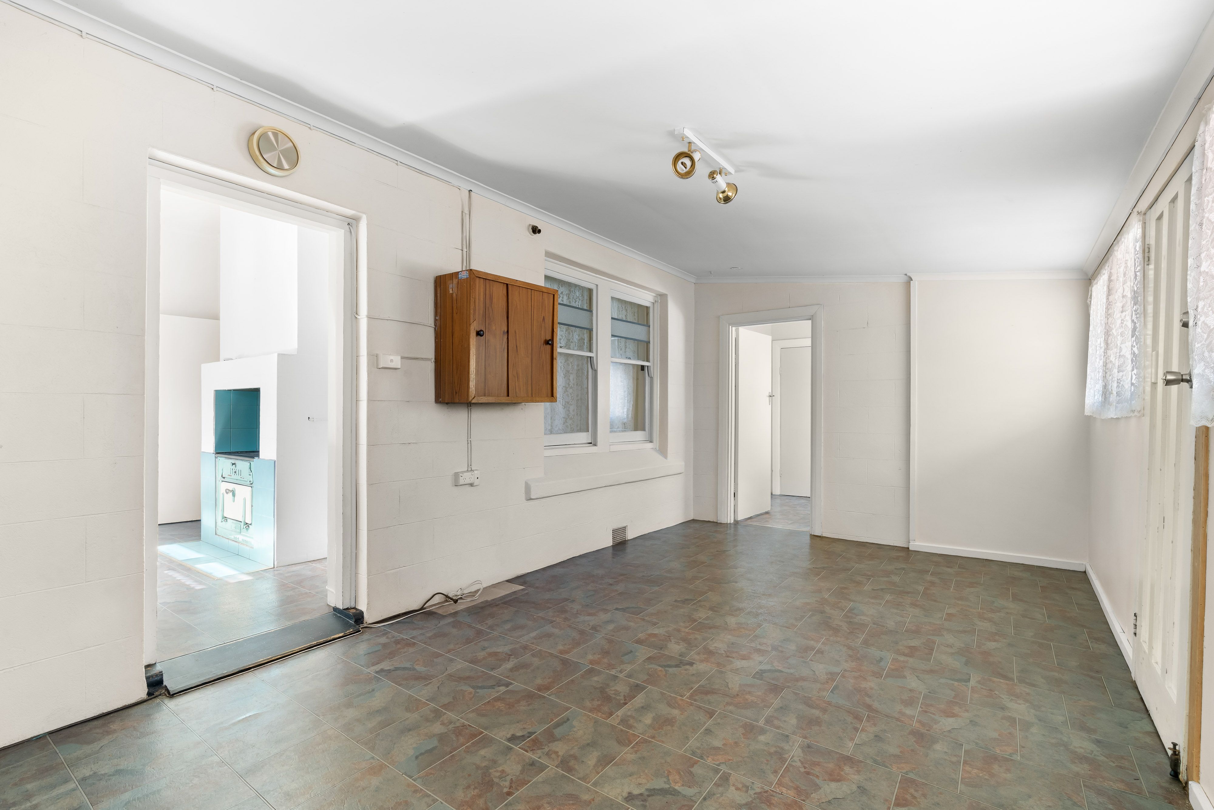 55 Standen Street — photo 5 of 17