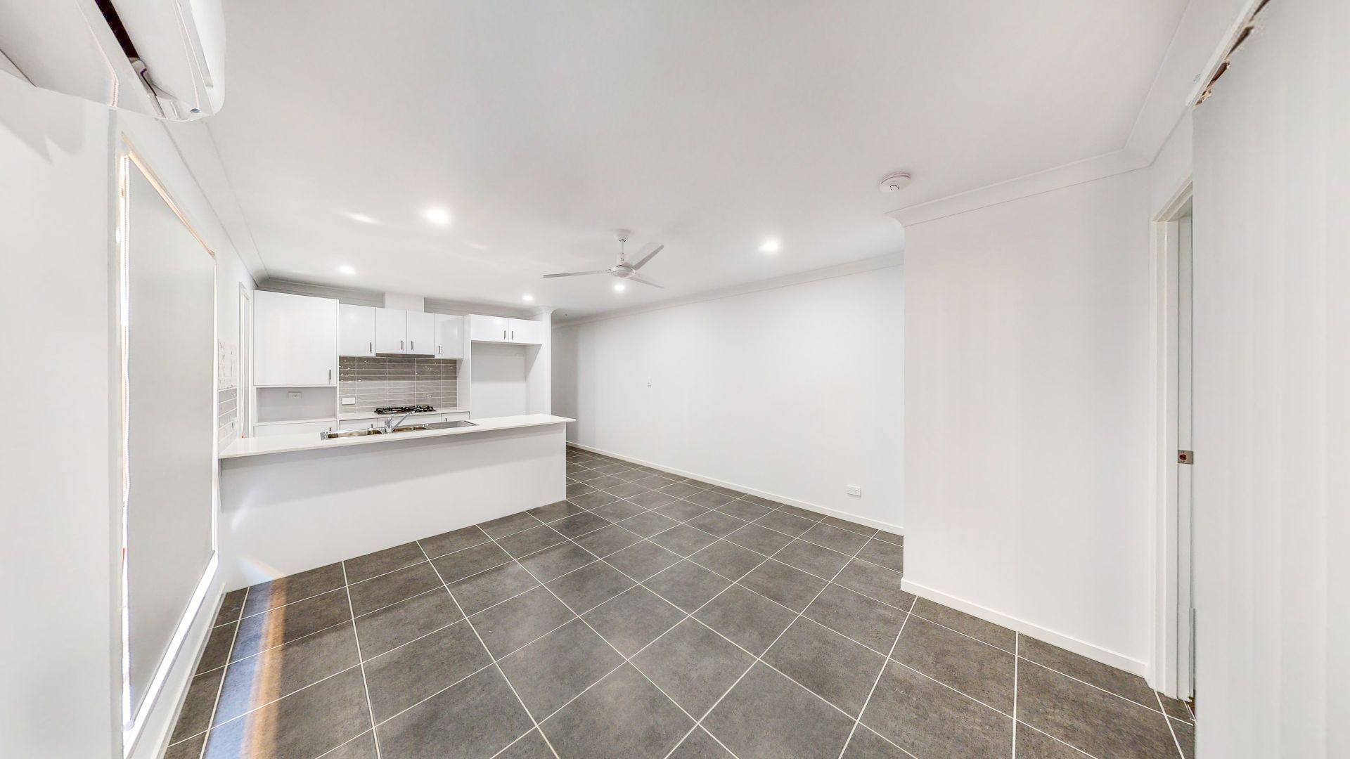 1/9 Mount Wheeler Street, Park Ridge, QLD 4125