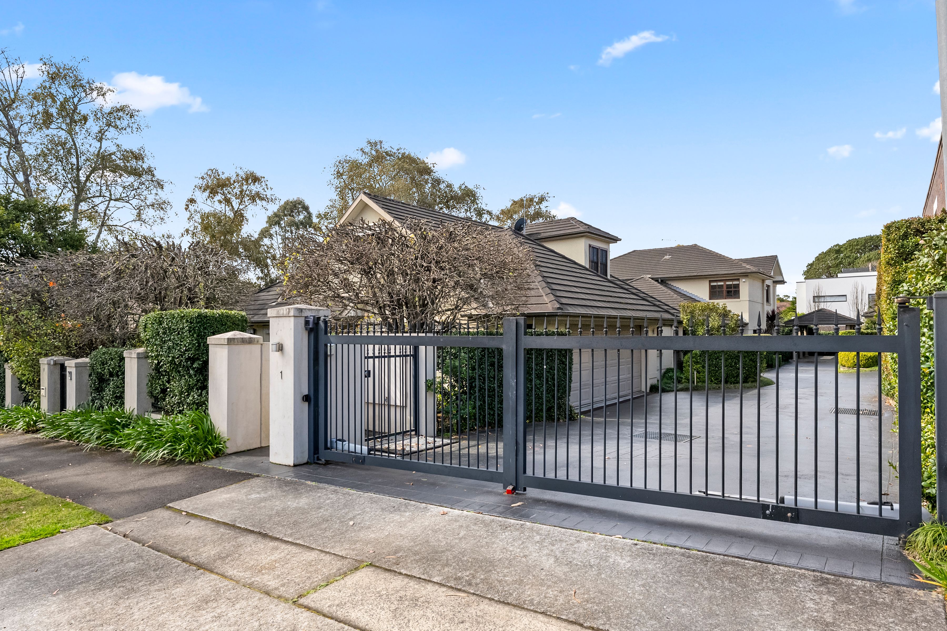 2/1 Turramurra Avenue — photo from Ray White Upper North Shore